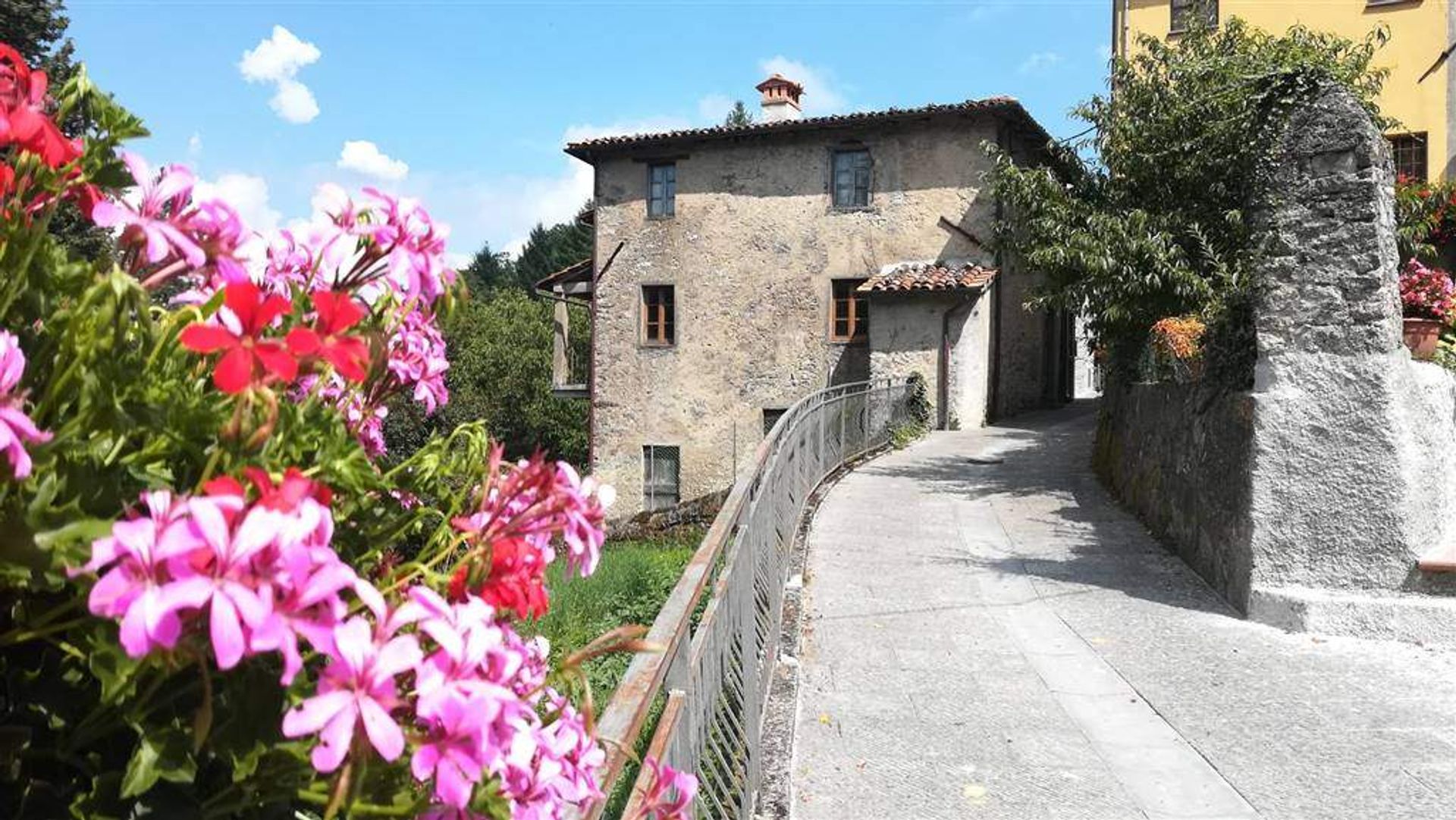 Haus im Fabbriche di Vergemoli, Toscana 10719753