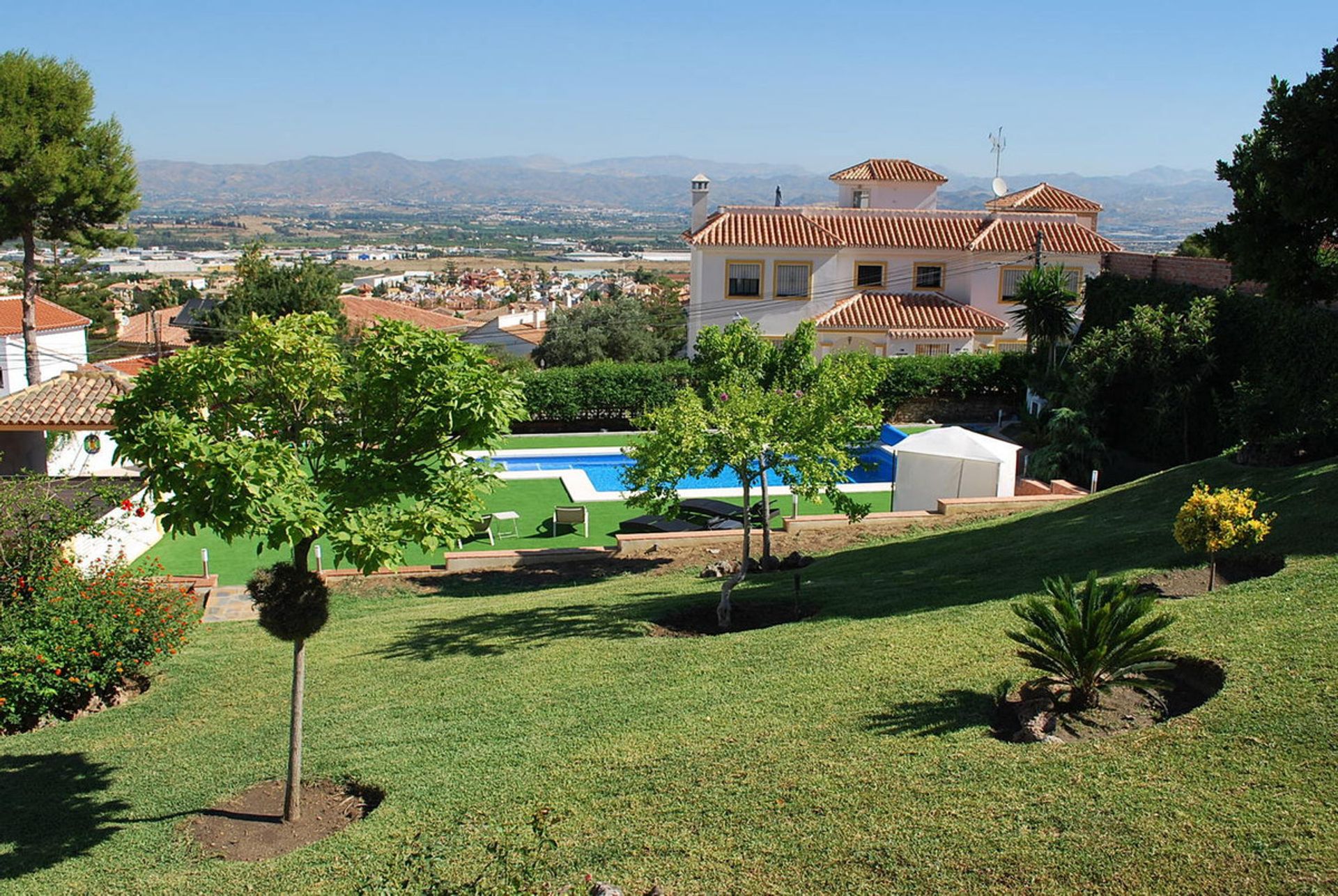 rumah dalam Alhaurín de la Torre, Andalucía 10719857