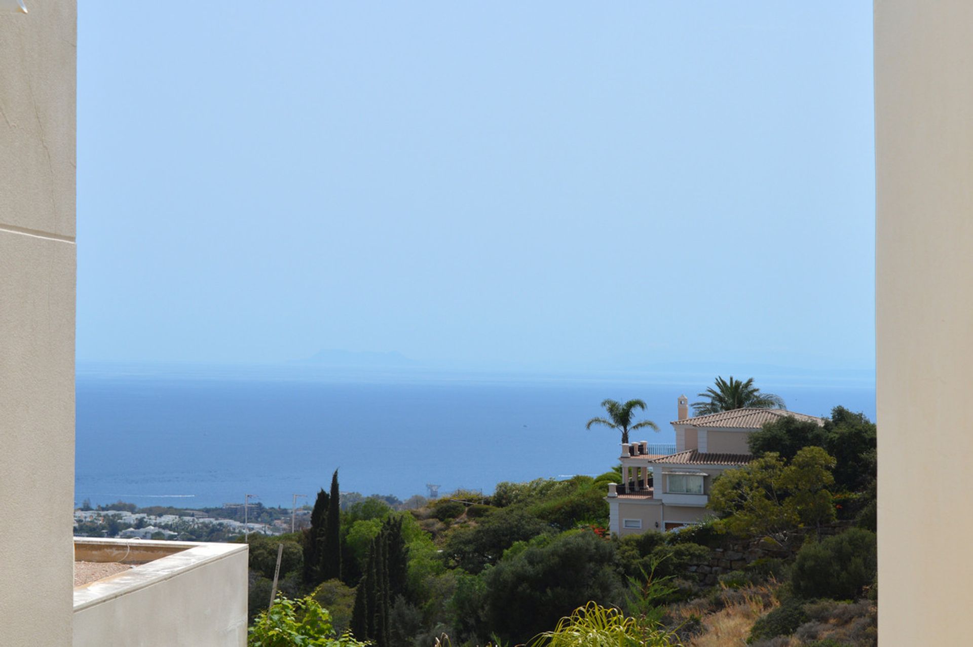 Condominium in Ojen, Andalusië 10719894