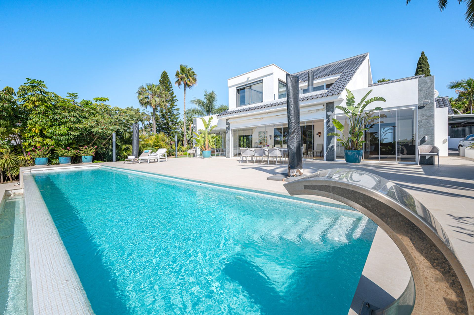 Huis in Marbella, Andalucía 10719927