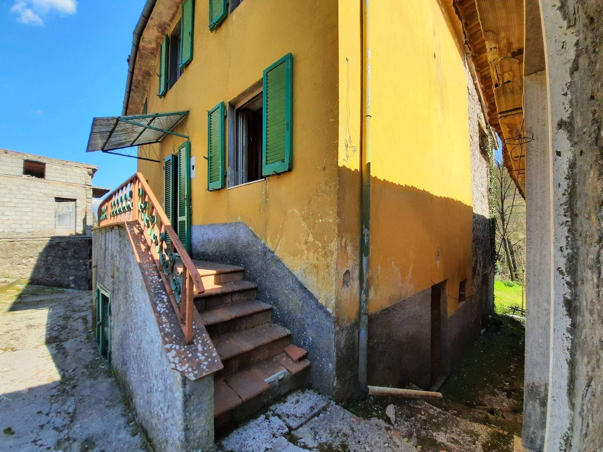 Condominium in Gallicano, Toscana 10719947