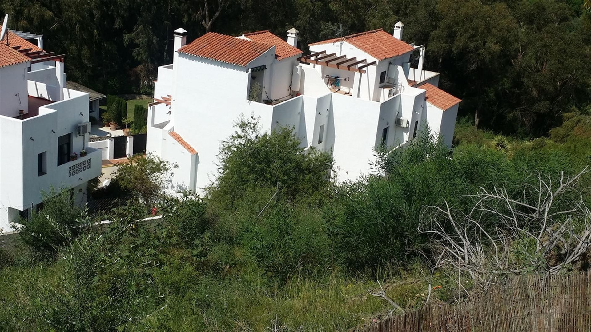 ארץ ב Las Lagunas de Mijas, Andalucía 10720035