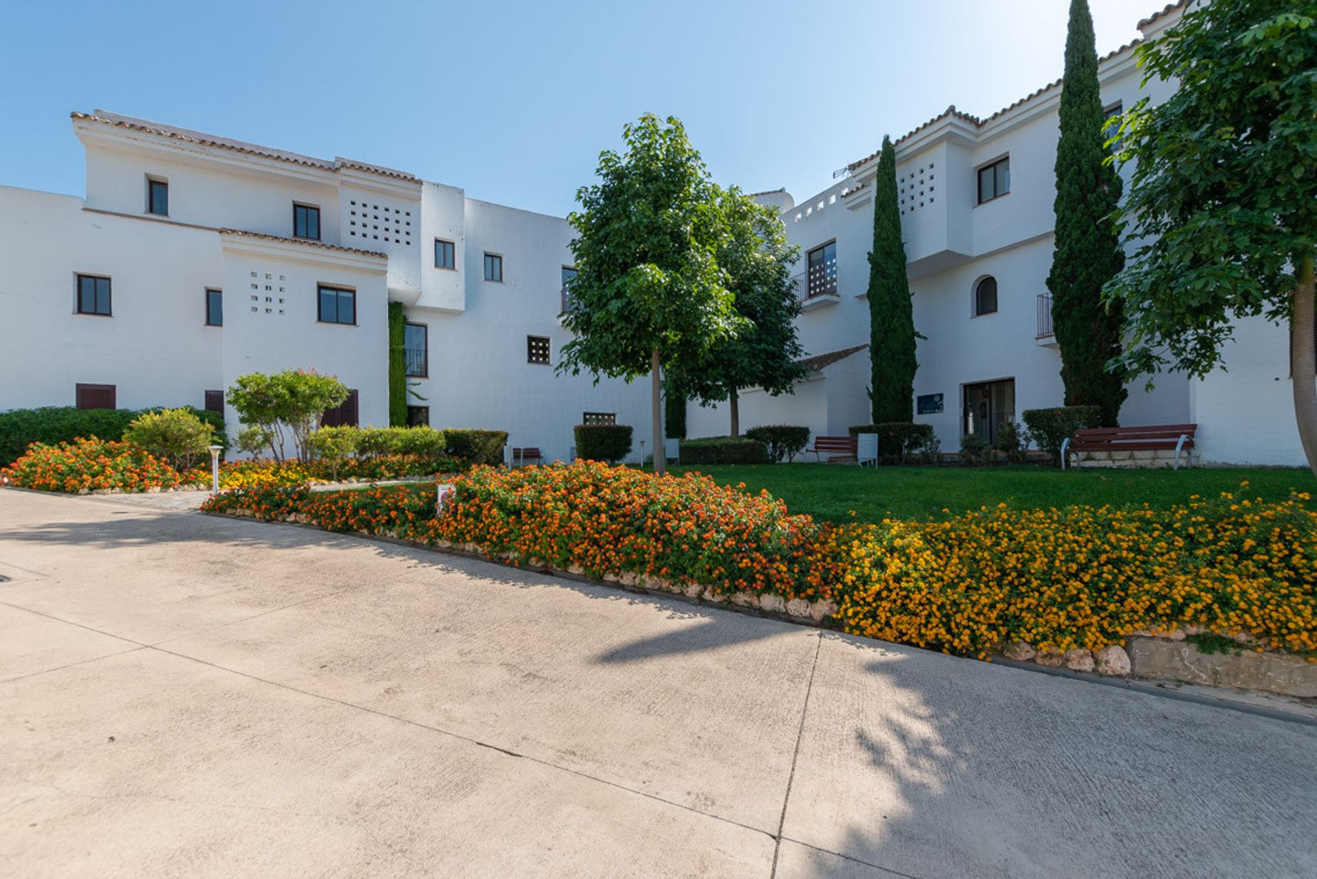 Condominium in Casares, Andalucía 10720045