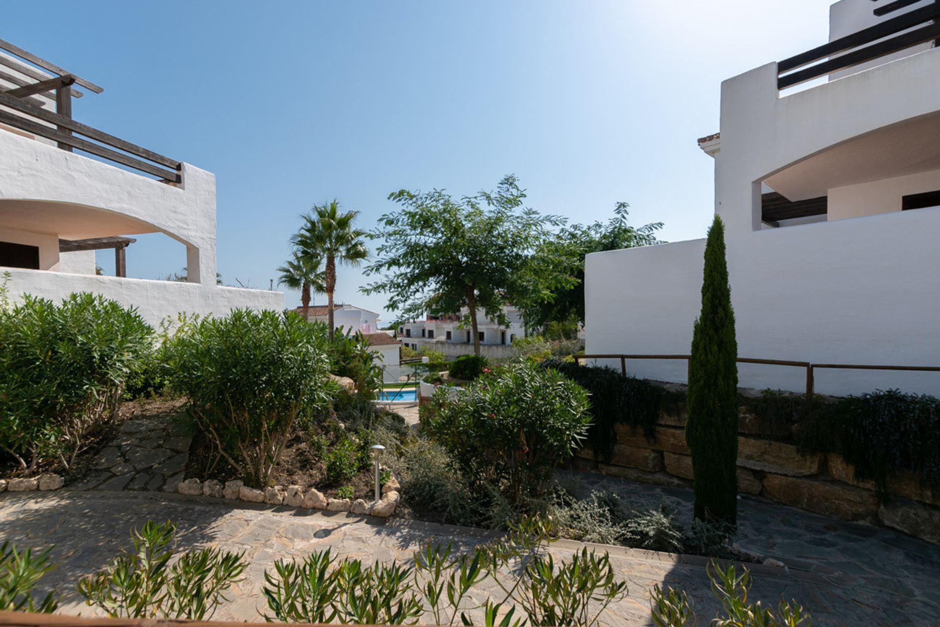 Condominium in San Luis de Sabinillas, Andalusië 10720045