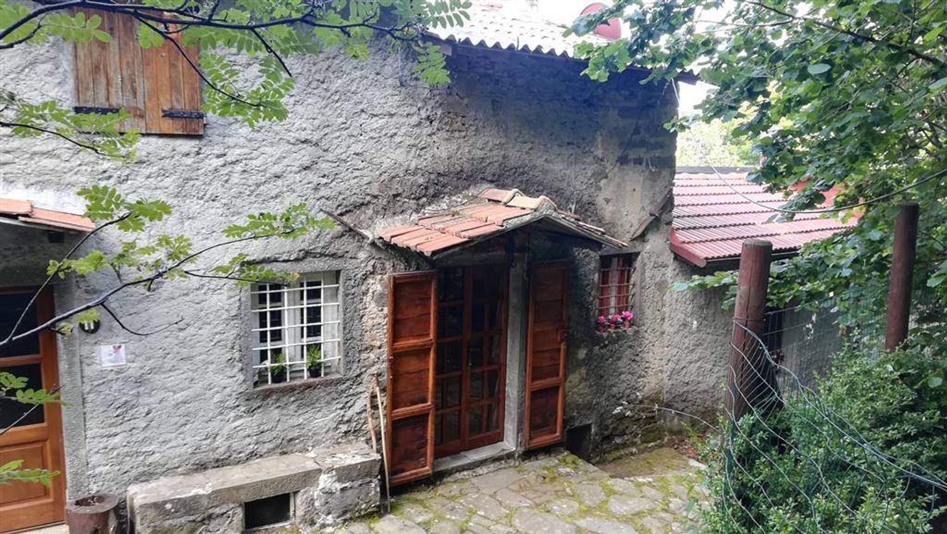 Haus im Fabbriche di Vergemoli, Toscana 10720062