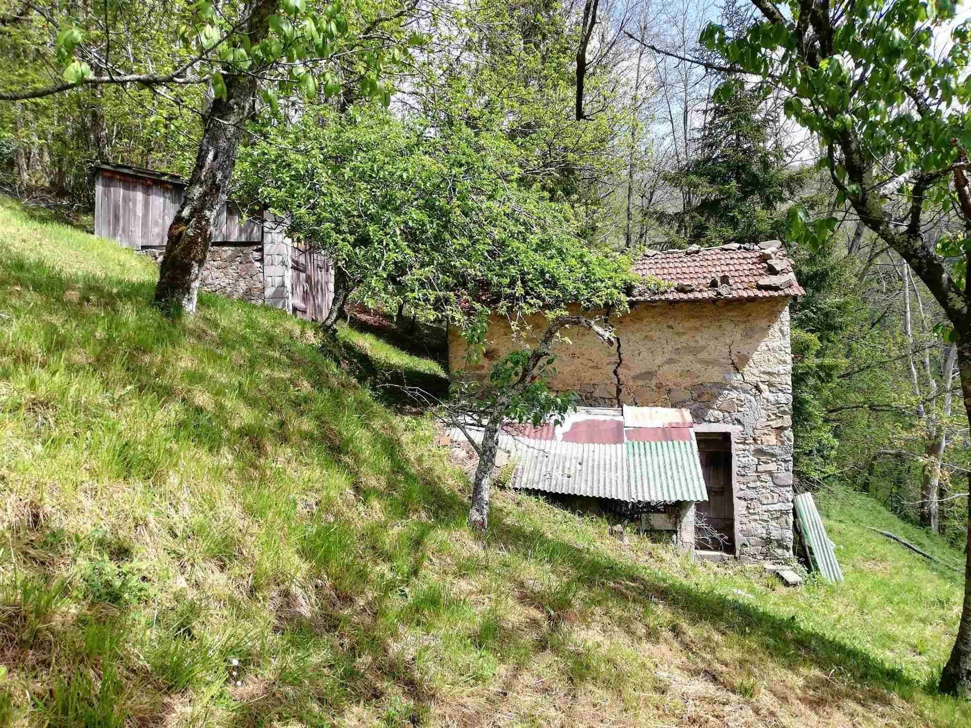 Rumah di Fabbriche di Vergemoli, Toscana 10720234