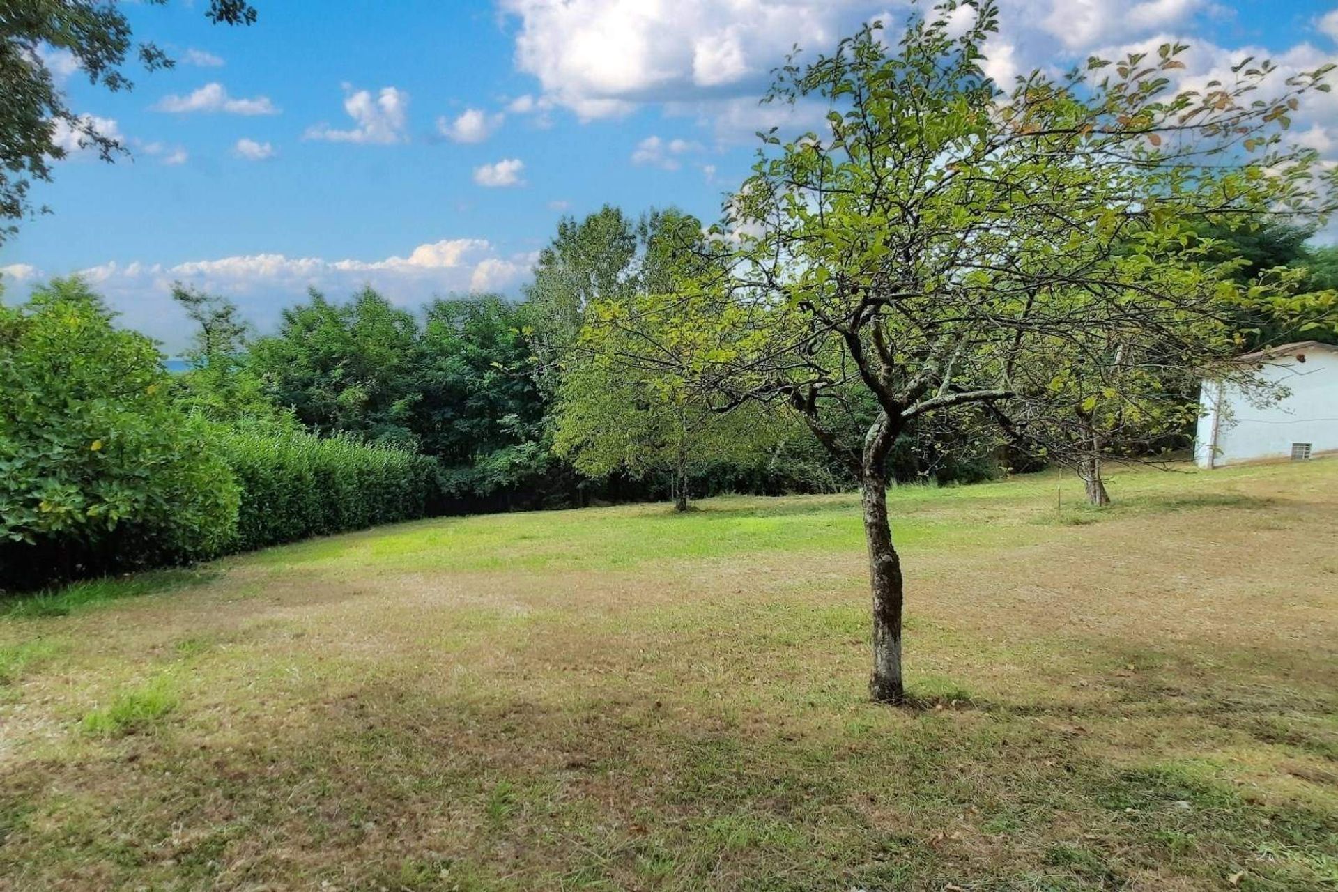 بيت في Barga, Toscana 10720235