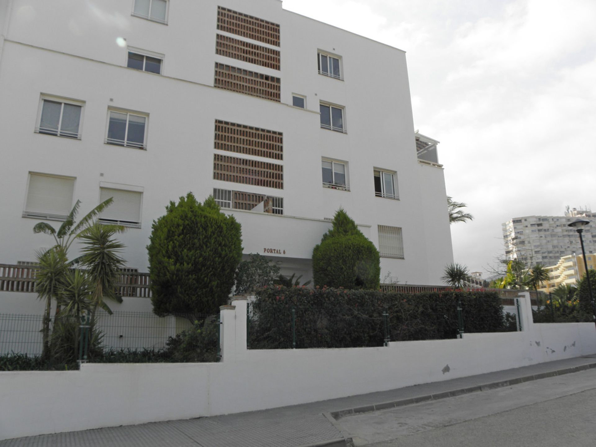 Condominium in Torremolinos, Andalucía 10720420