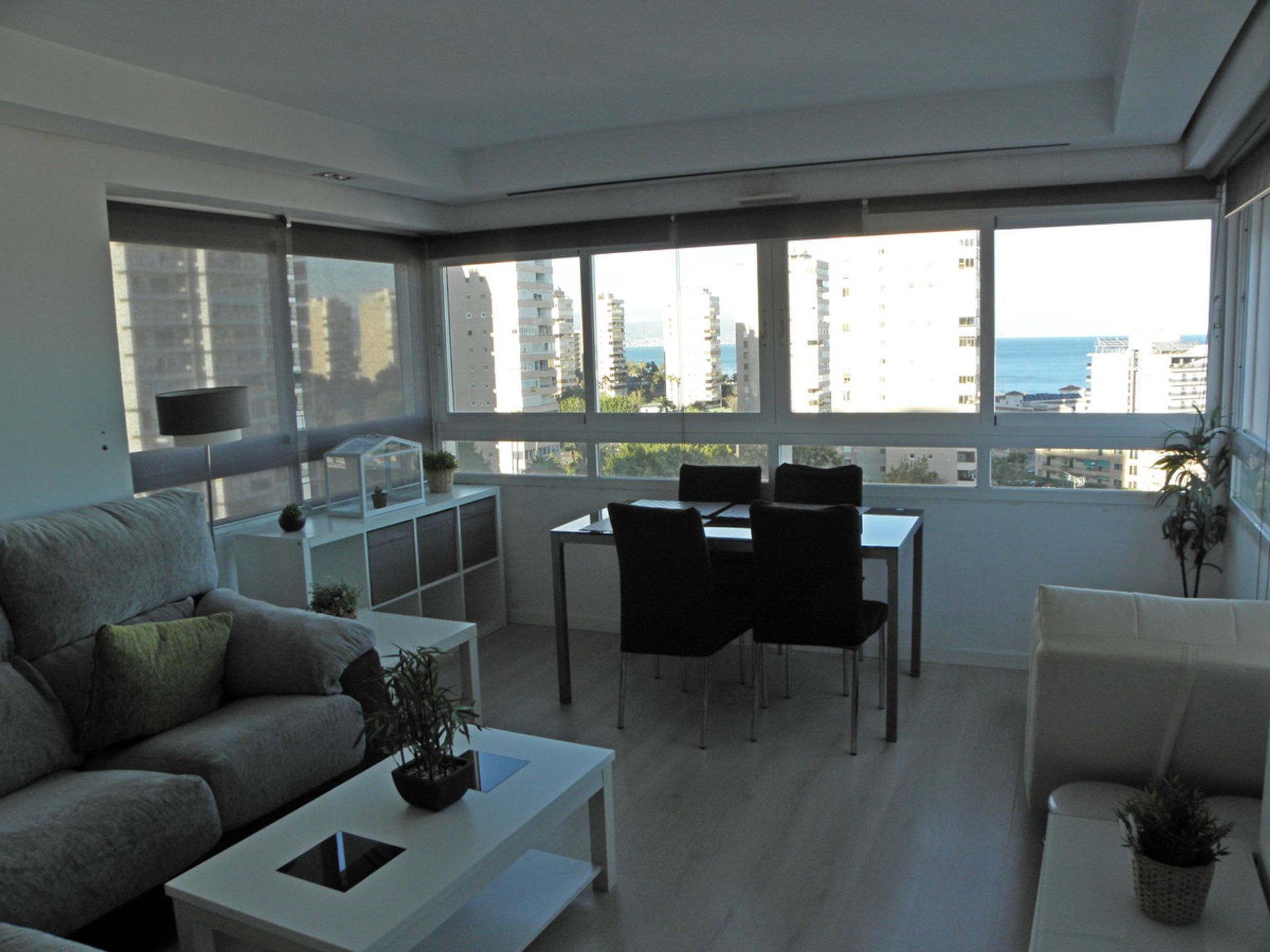 Condominium in Torremolinos, Andalucía 10720462