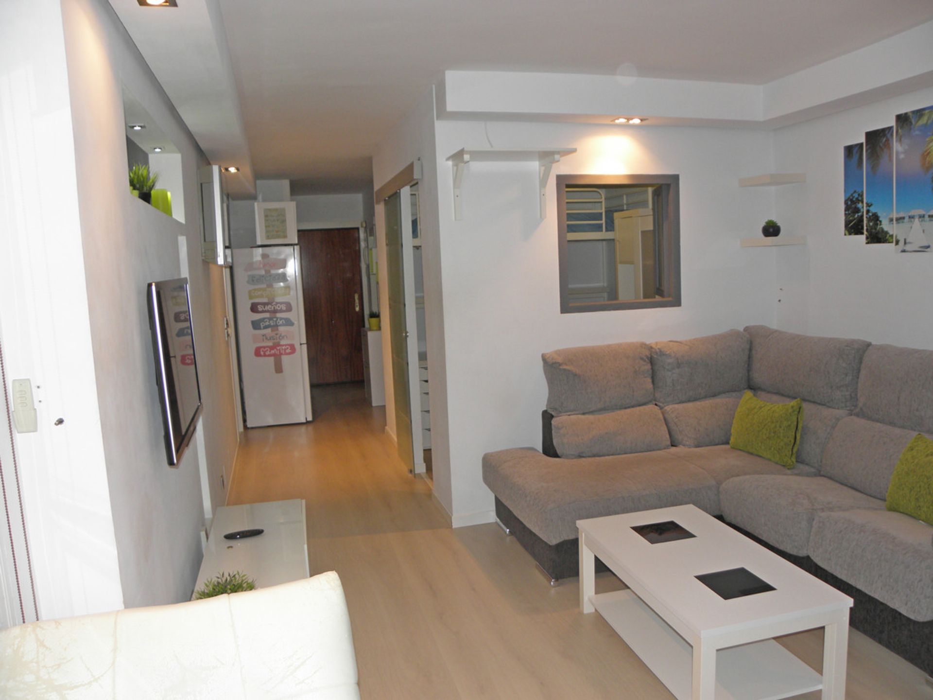 Condominium in Torremolinos, Andalucía 10720462