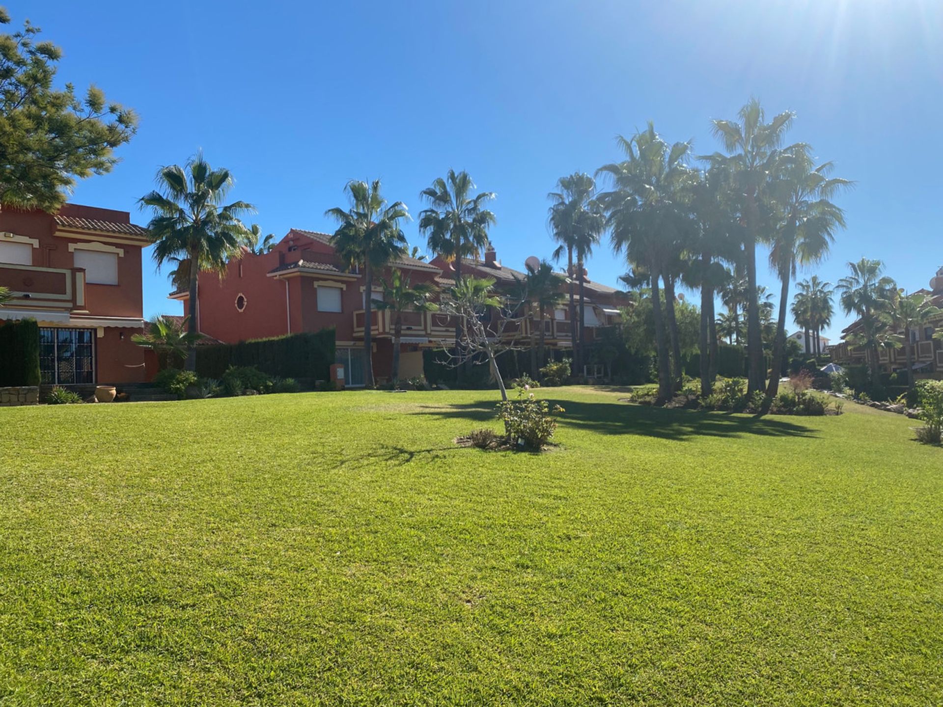 House in San Pedro de Alcantara, Andalusia 10720710