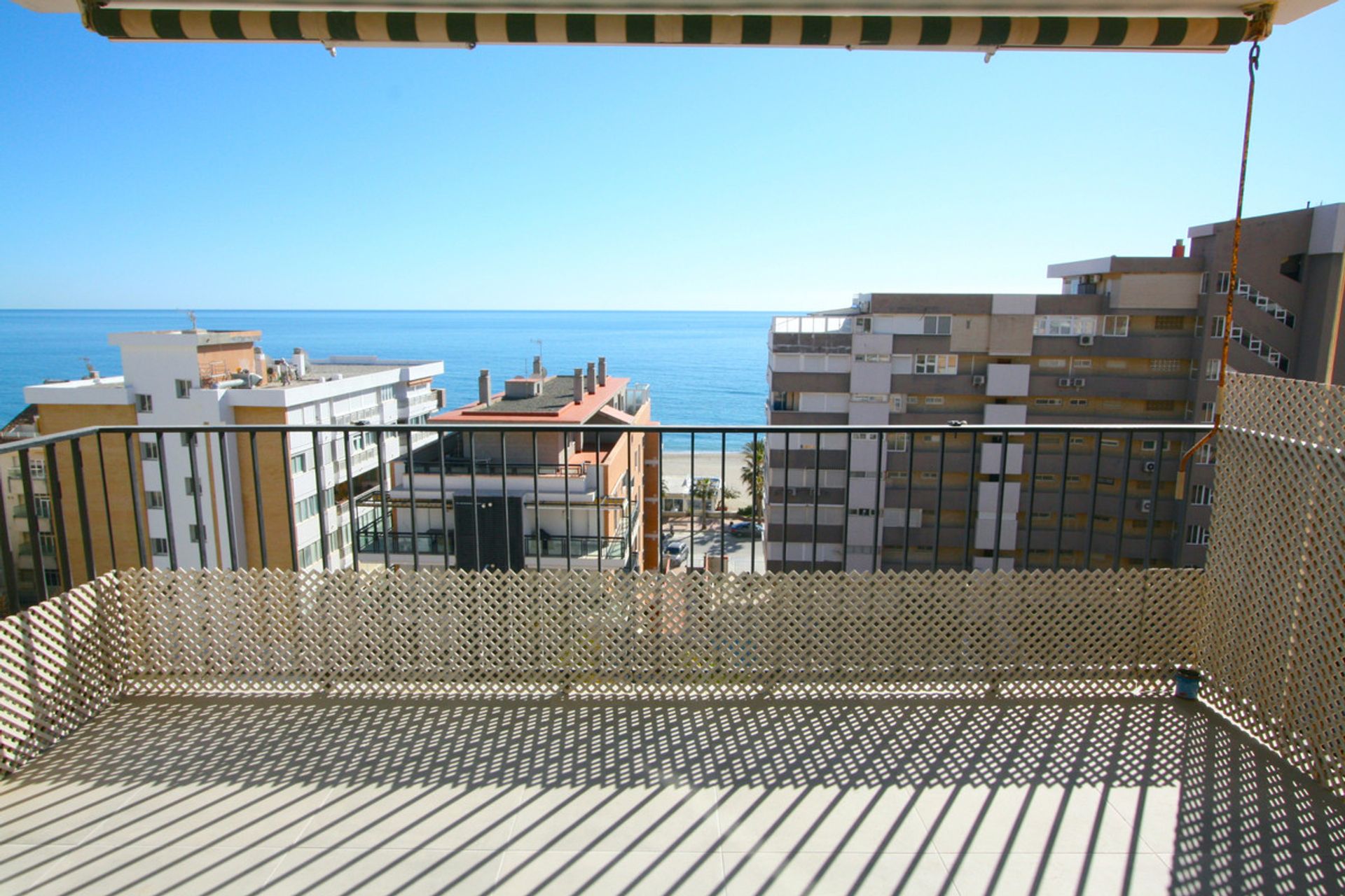 Condominio en Fuengirola, Andalucía 10720883