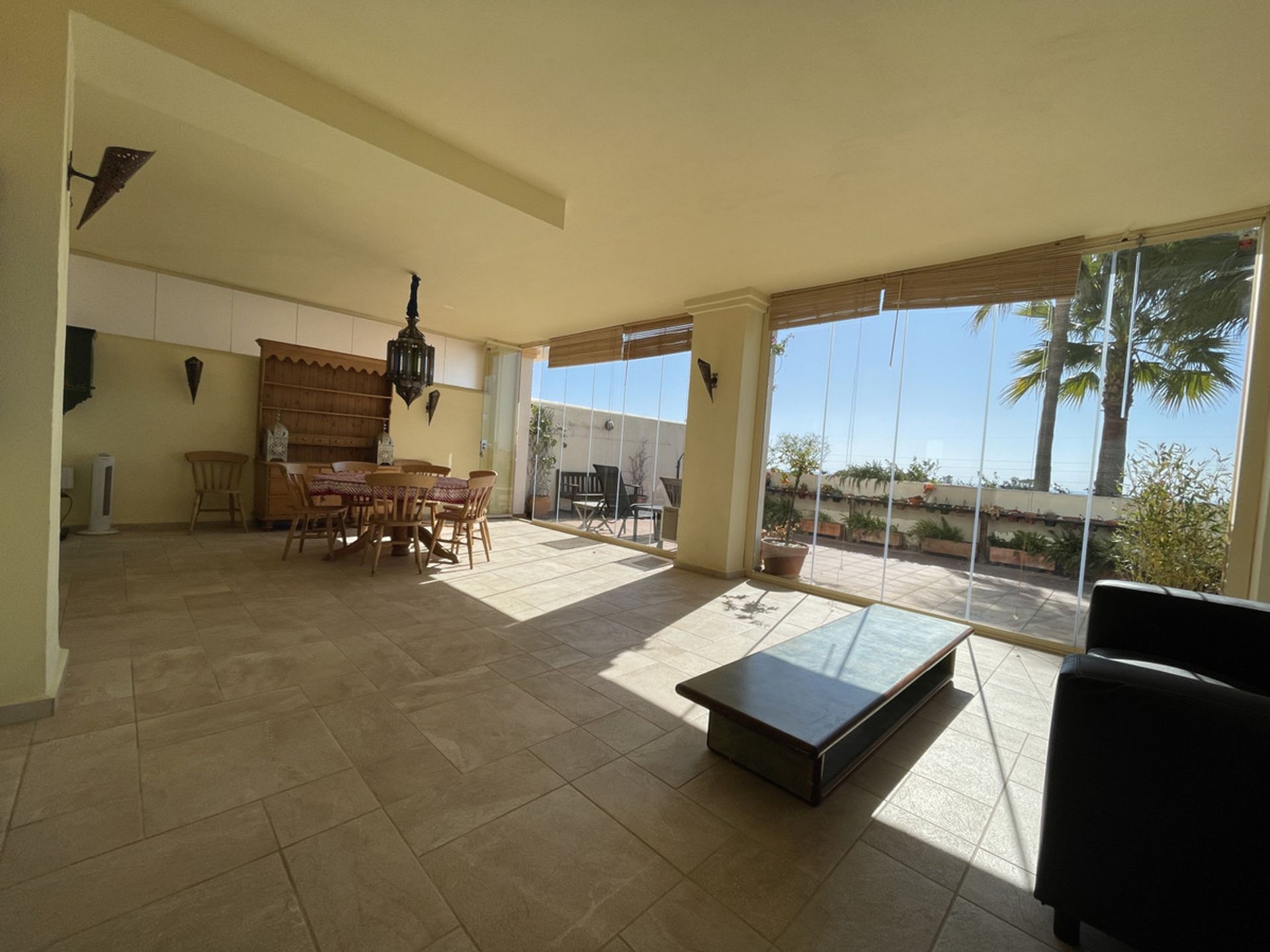 Condominio en Estepona, Andalucía 10721063