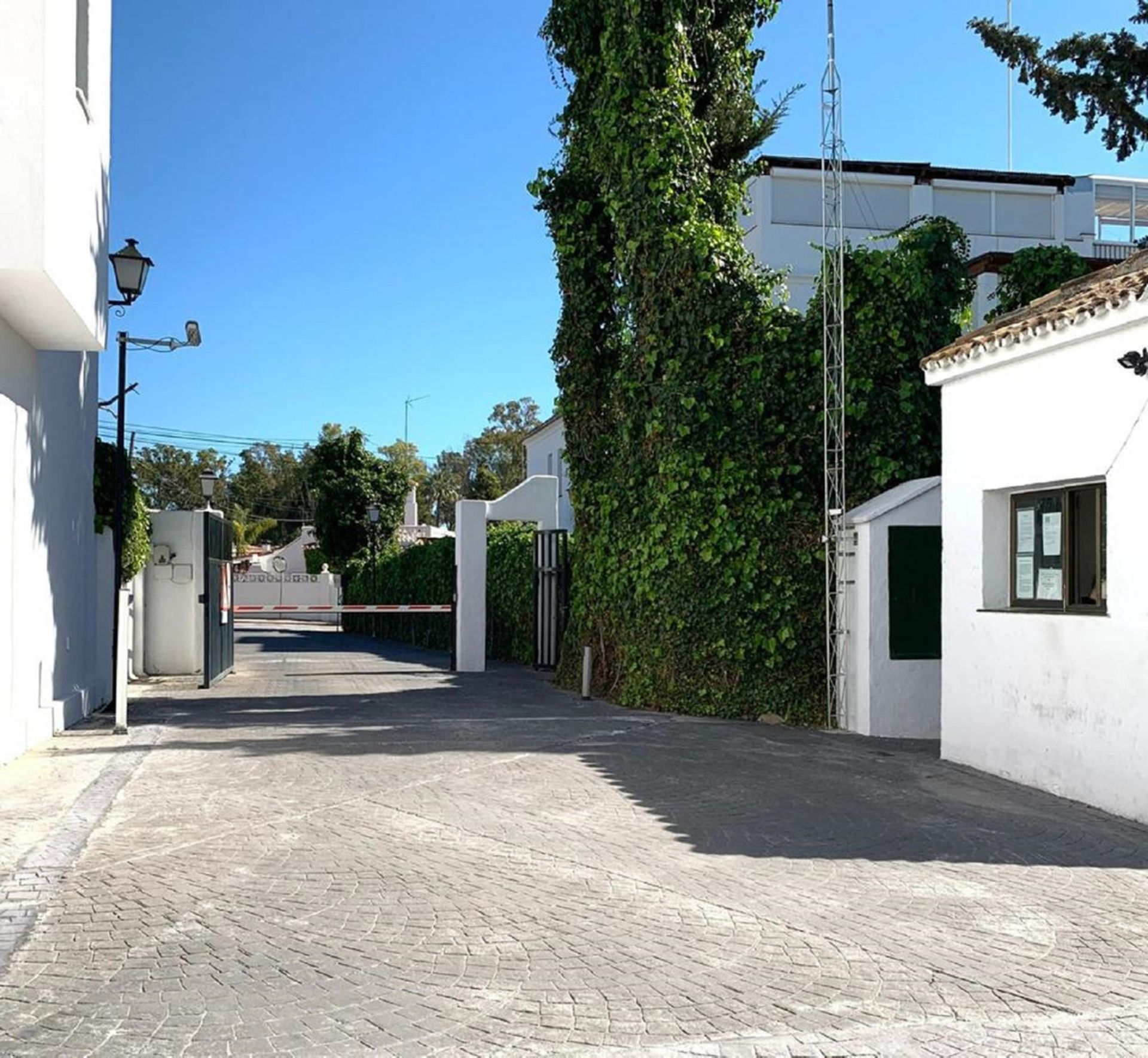 Hus i San Pedro de Alcantara, Andalusien 10721169