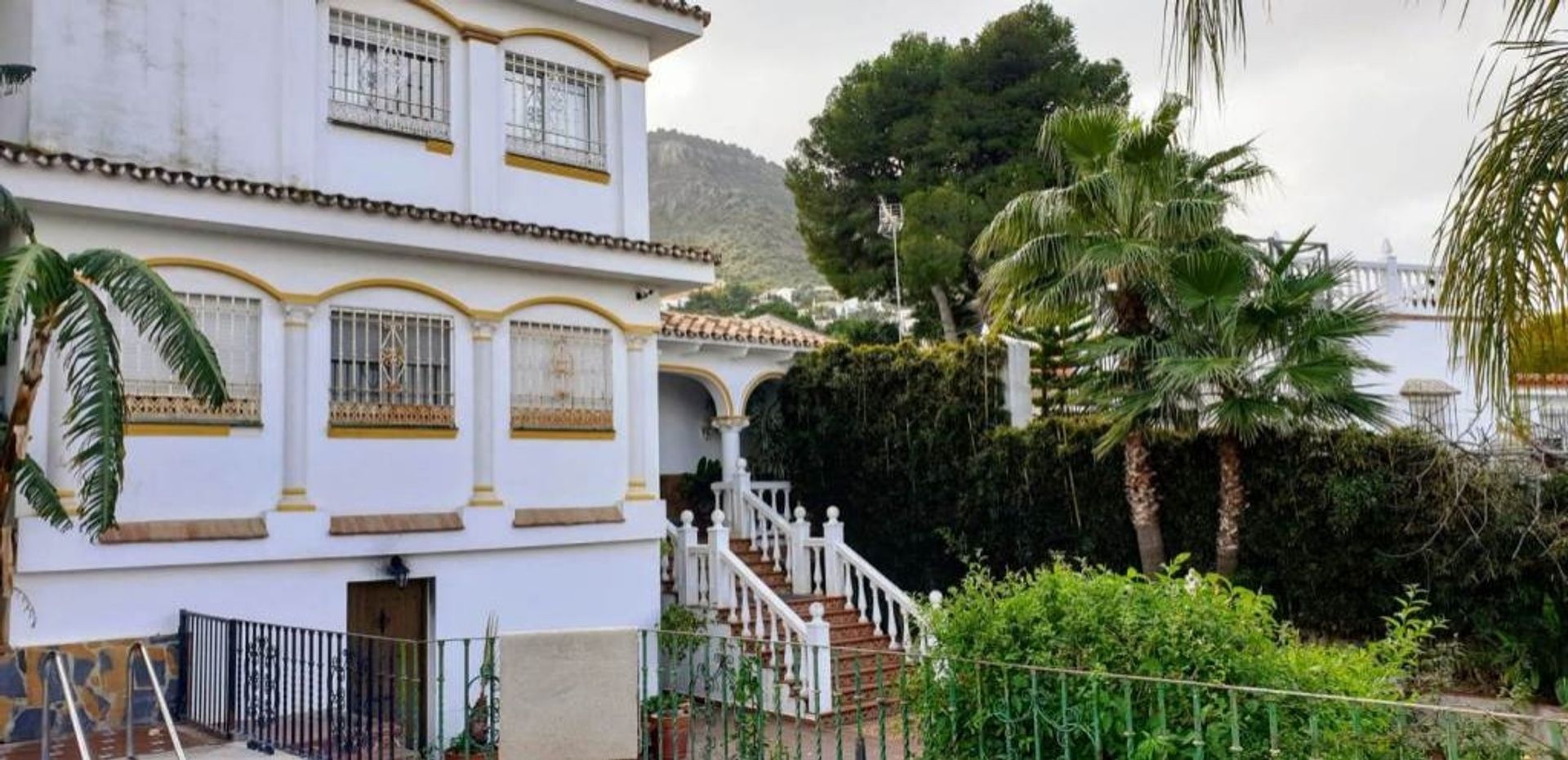 rumah dalam Alhaurín de la Torre, Andalucía 10721447