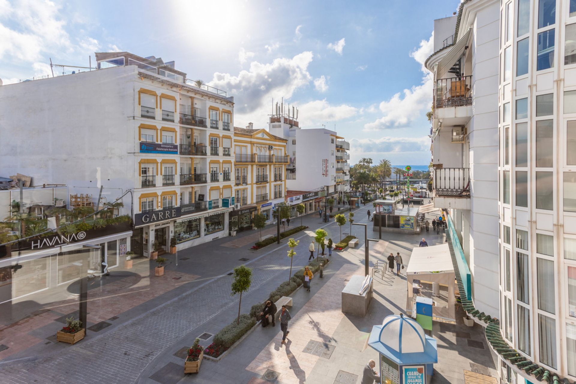 Βιομηχανικός σε San Pedro de Alcántara, Andalusia 10721504