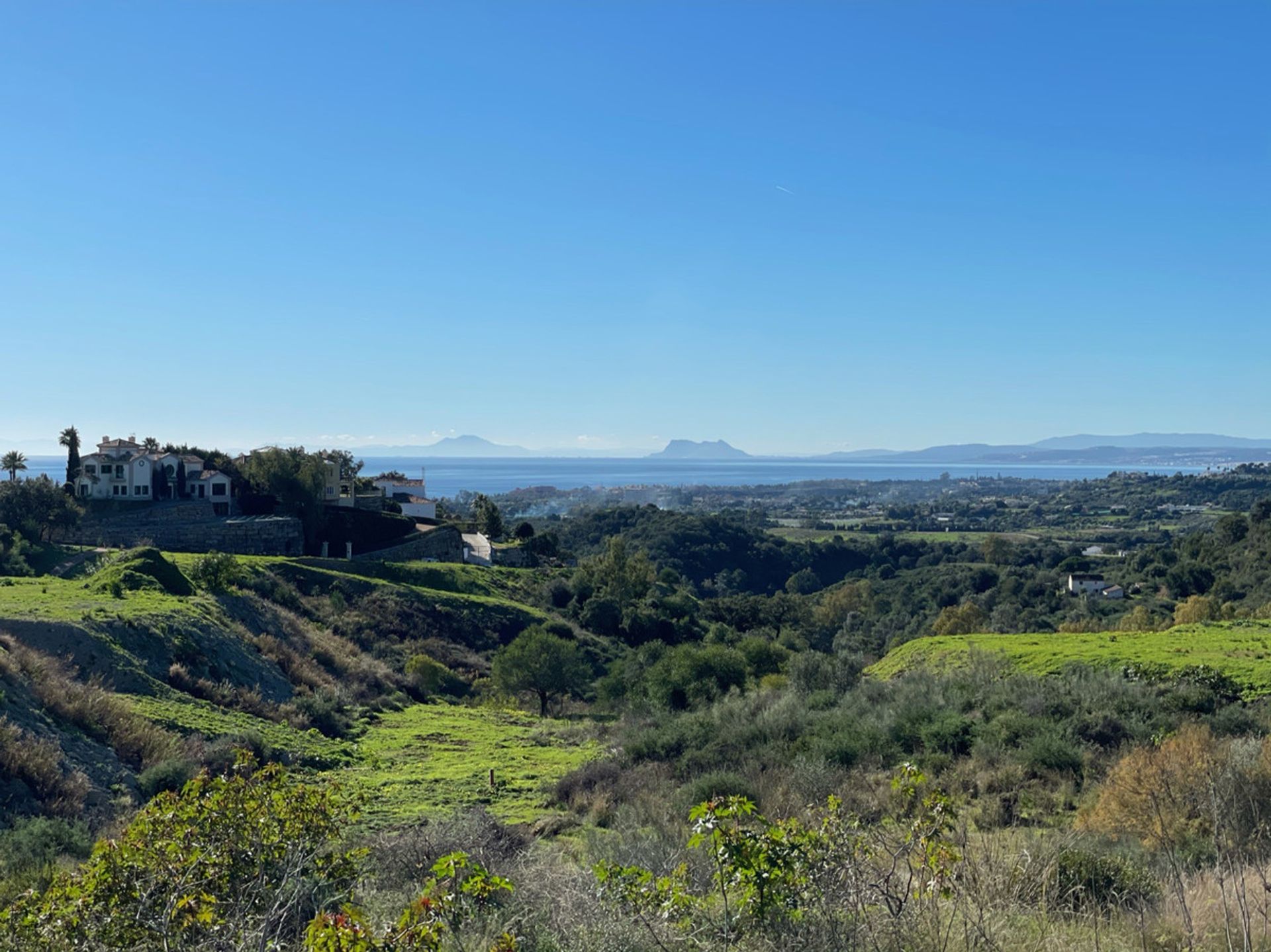 Tanah dalam Estepona, Andalusia 10721762