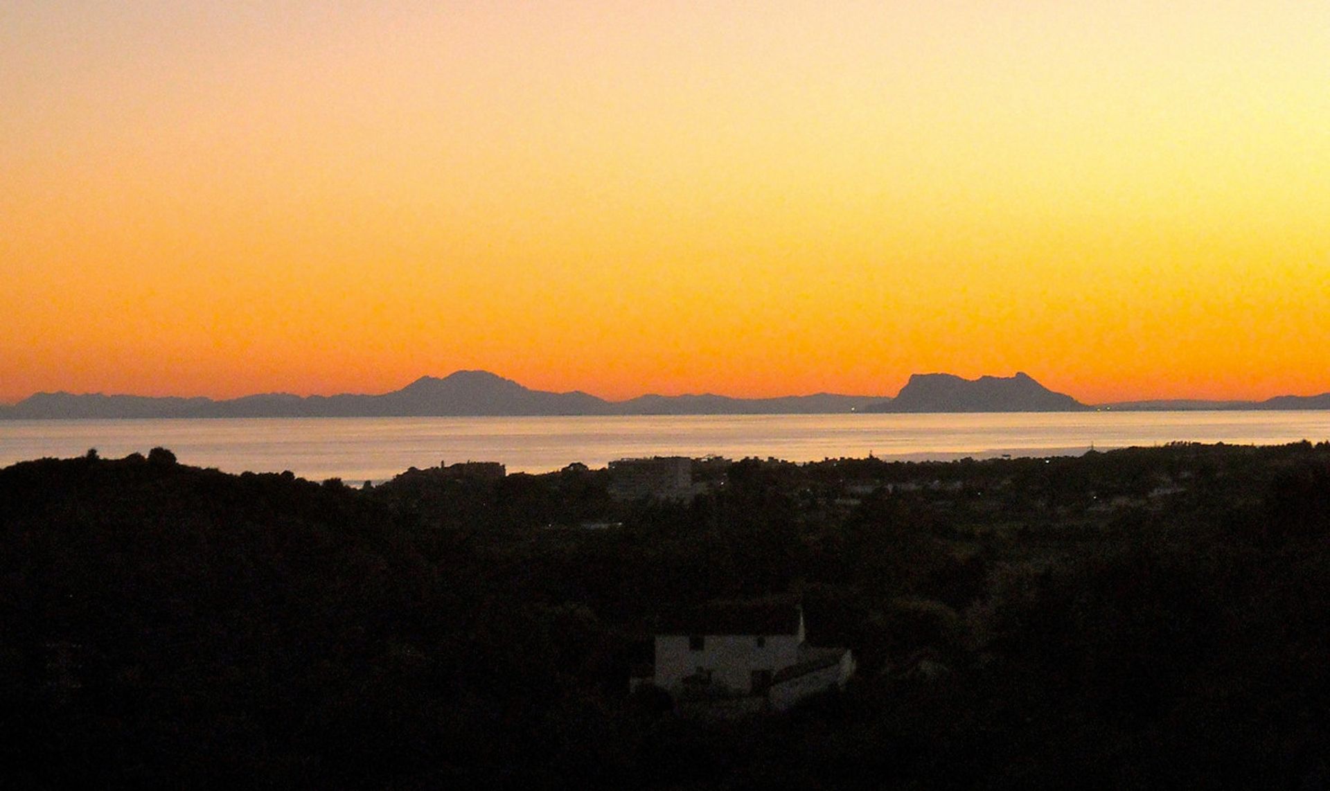 Tanah dalam Estepona, Andalusia 10721762