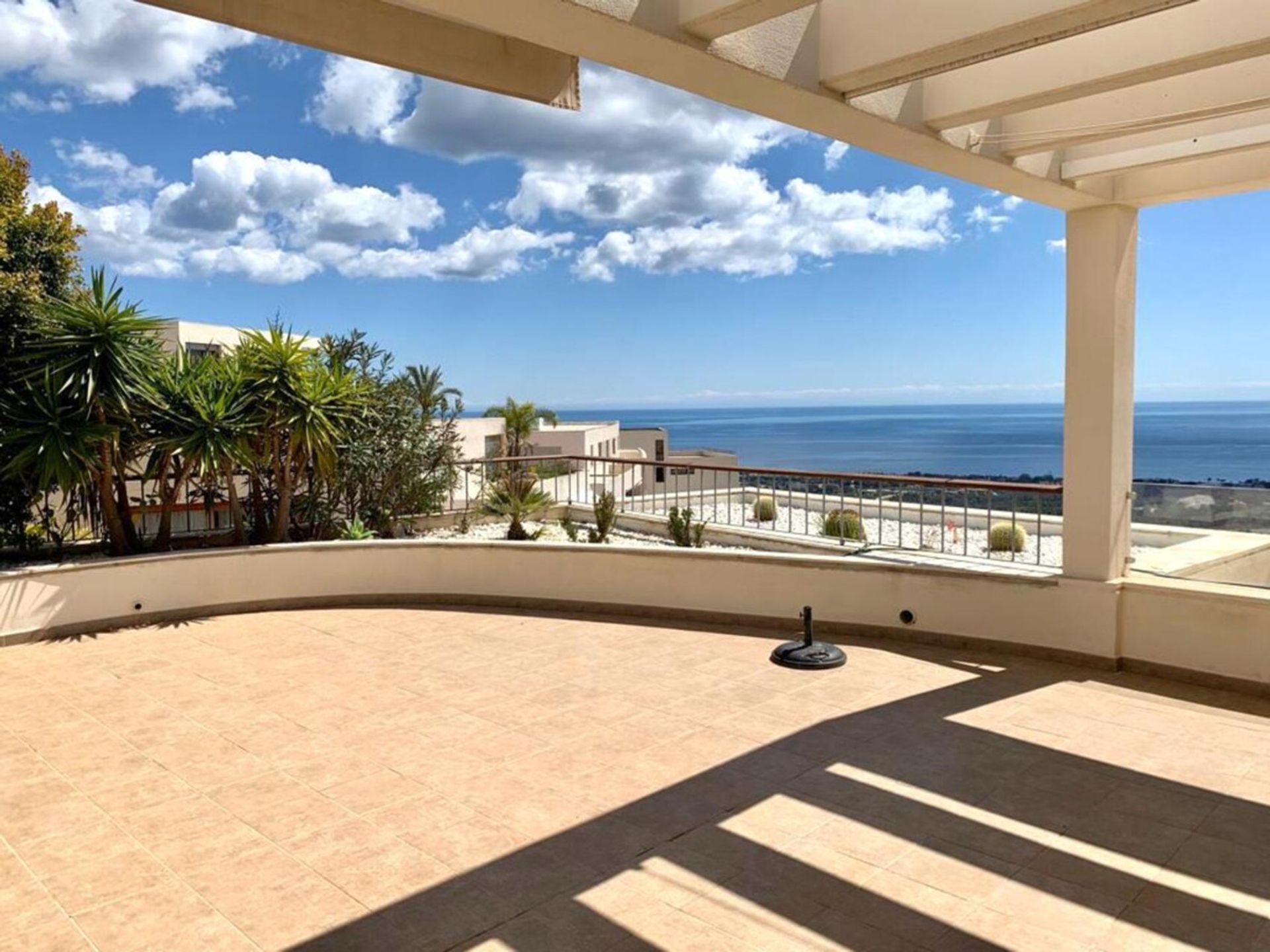 Condominio en Marbella, Andalucía 10721792