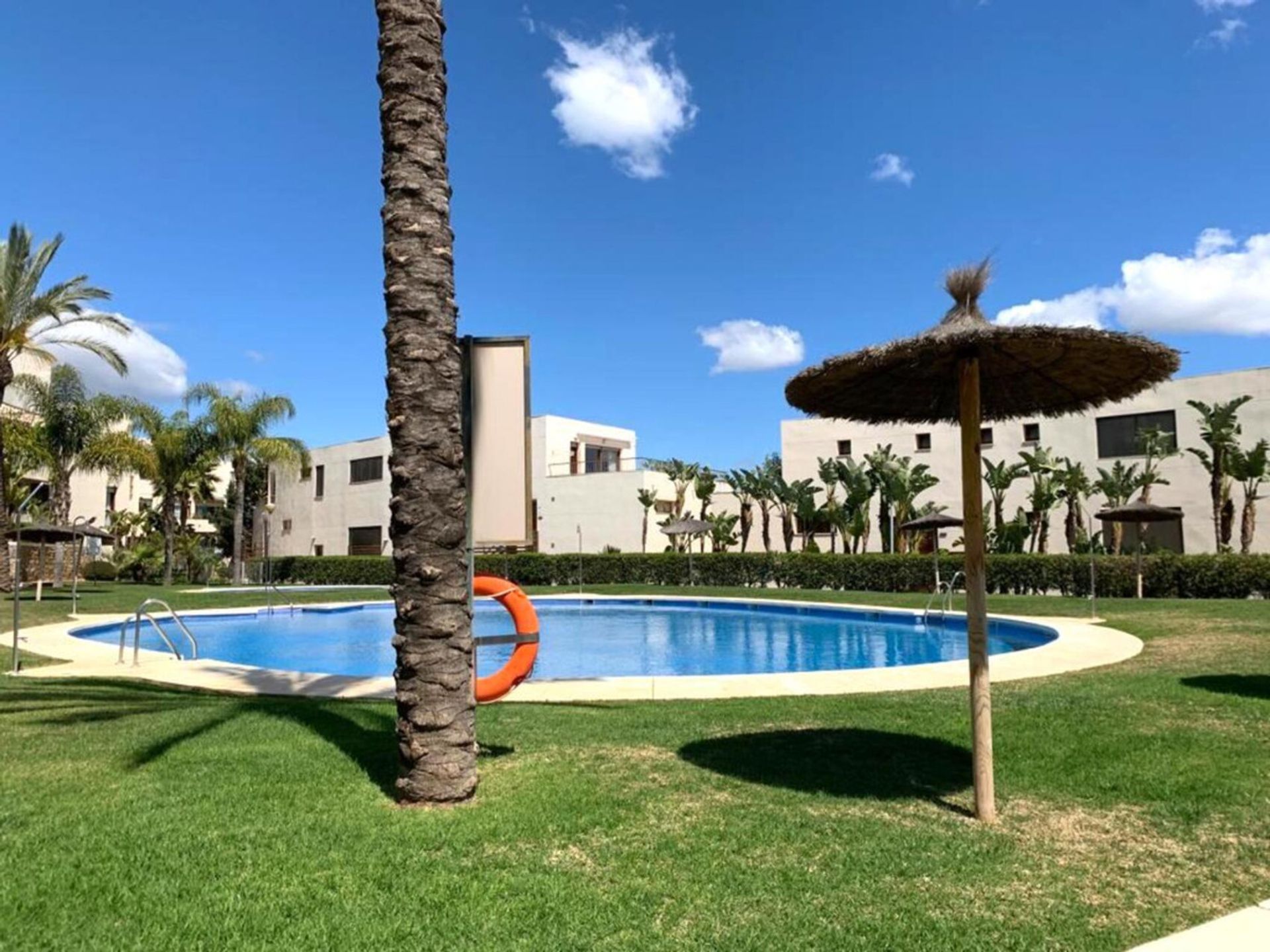 Condominio en Marbella, Andalucía 10721792