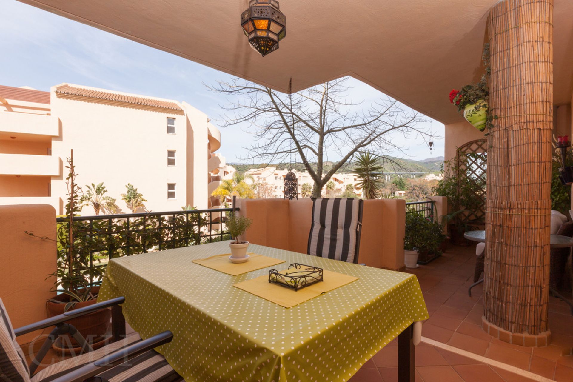 Condominium in Marbella, Andalucía 10722070