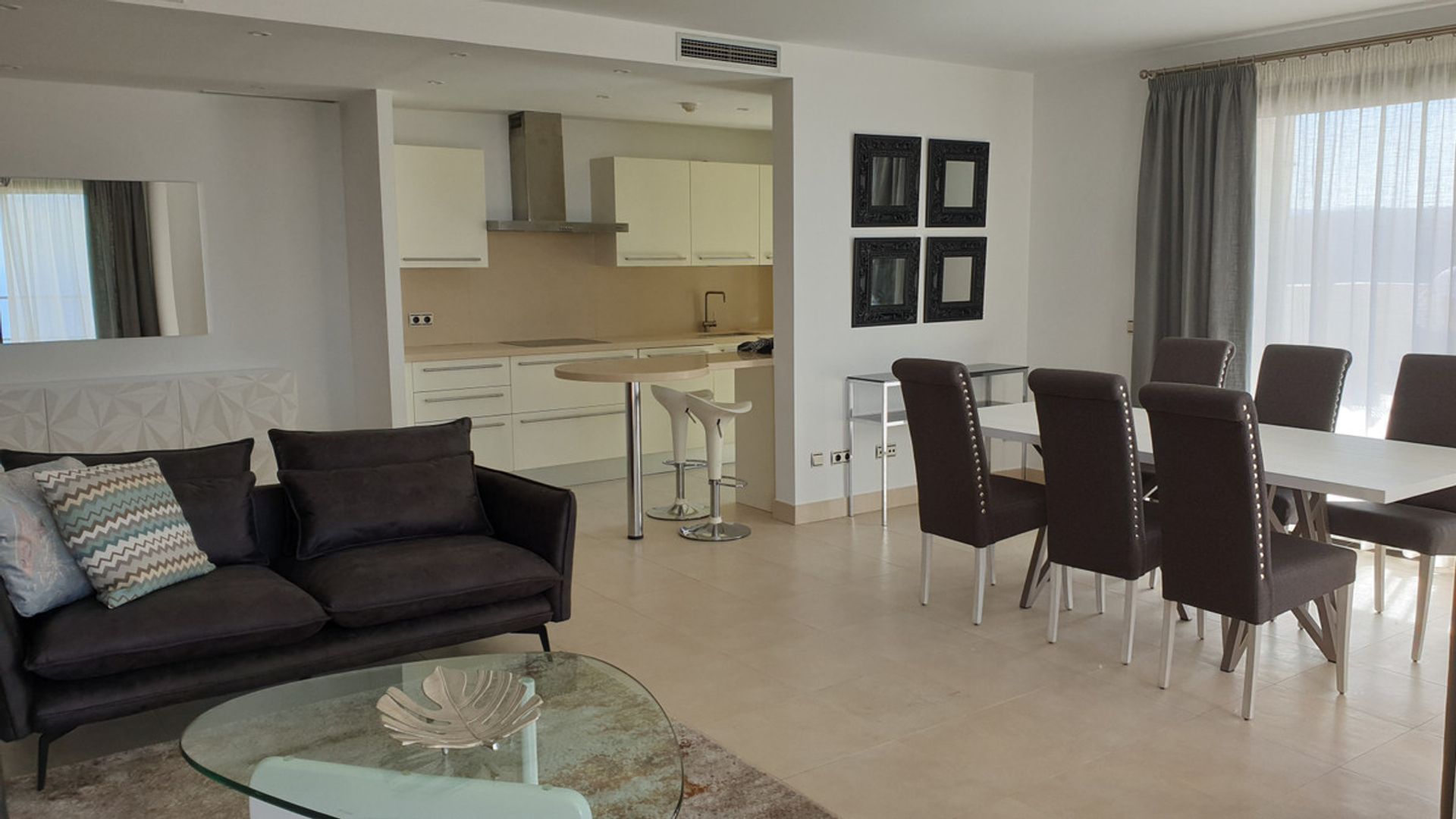 Condominio en Marbella, Andalucía 10722133