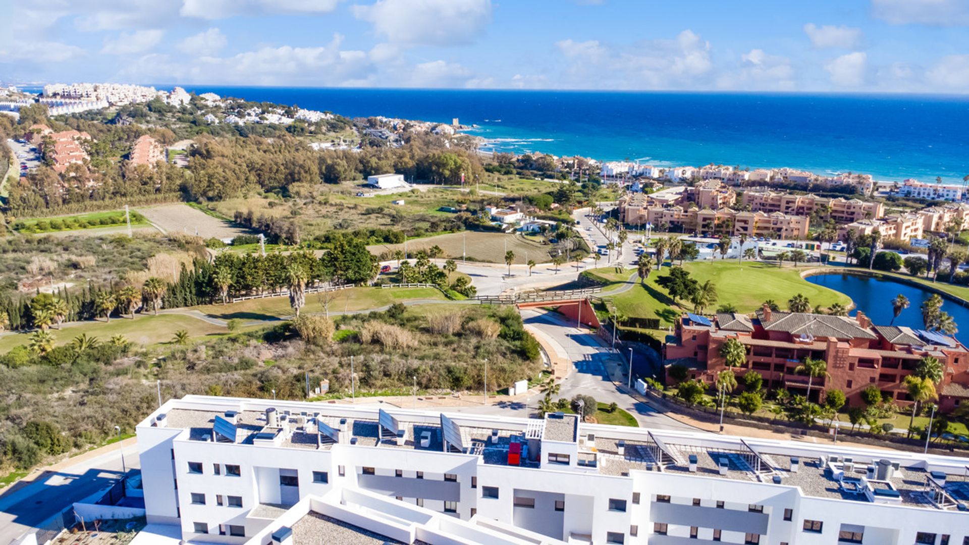 Condominium in San Luis de Sabinillas, Andalusië 10722156