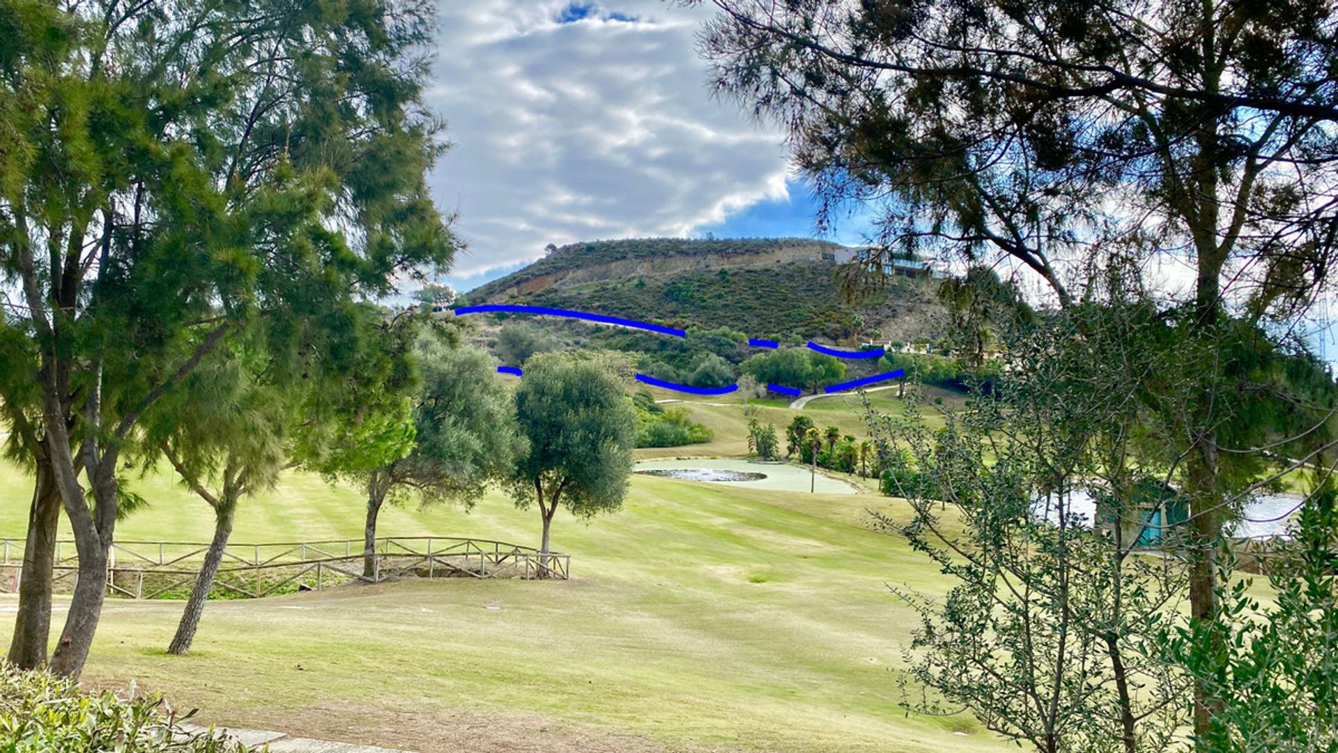 Land in Benahavís, Andalucía 10722180