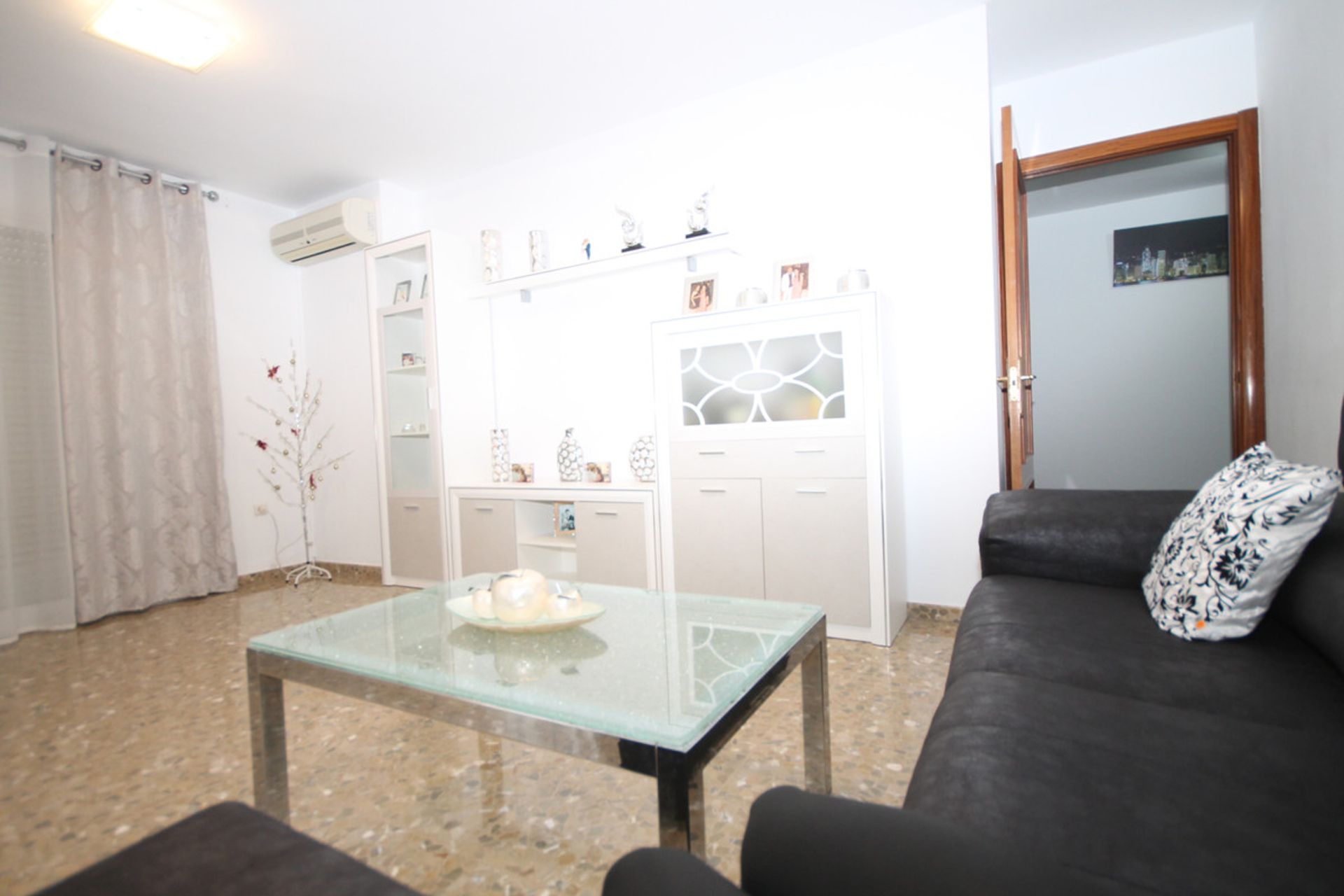 Condominio en , Andalucía 10722199