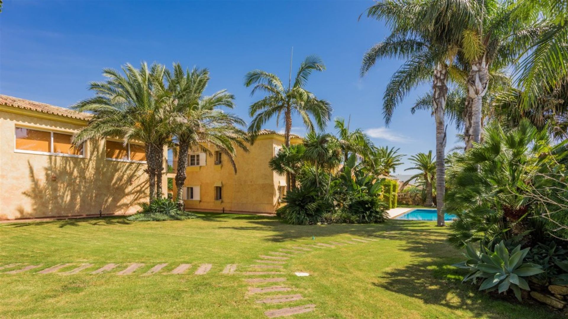 House in Marbella, Andalucía 10722239