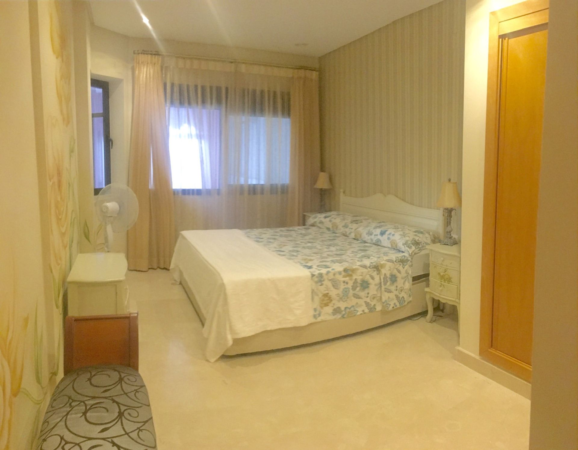 Condominium in El Angel, Andalusia 10722265