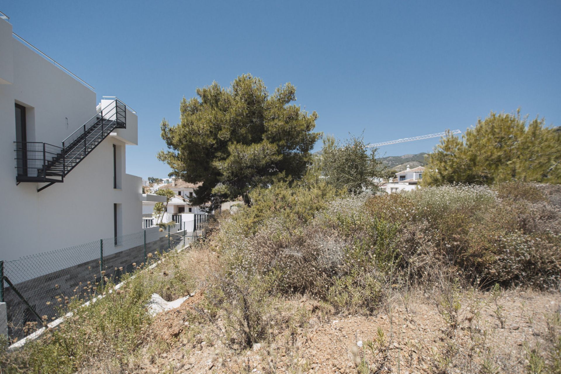 土地 在 Las Lagunas de Mijas, Andalucía 10722494