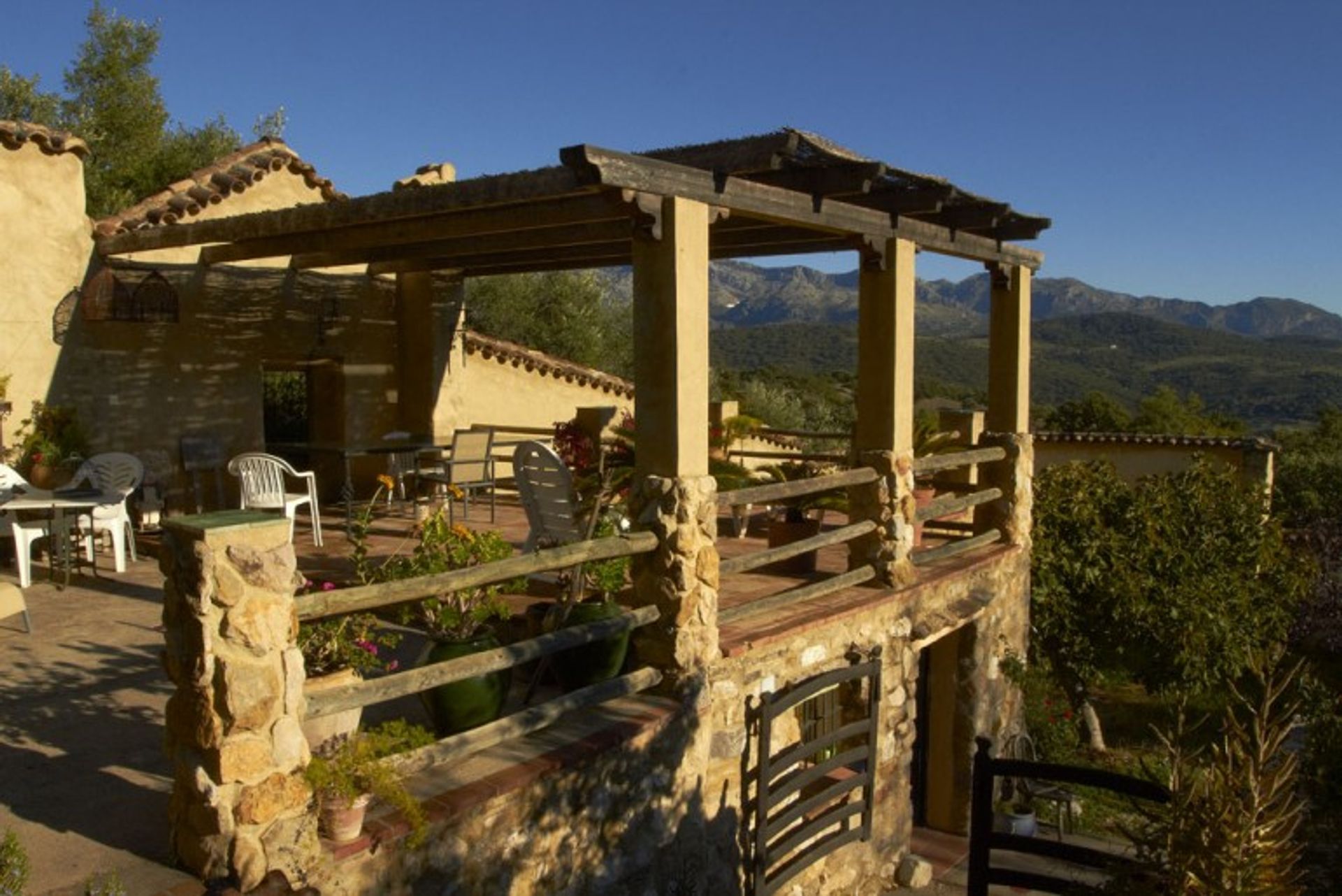 casa en El Bosque, Andalusia 10722522