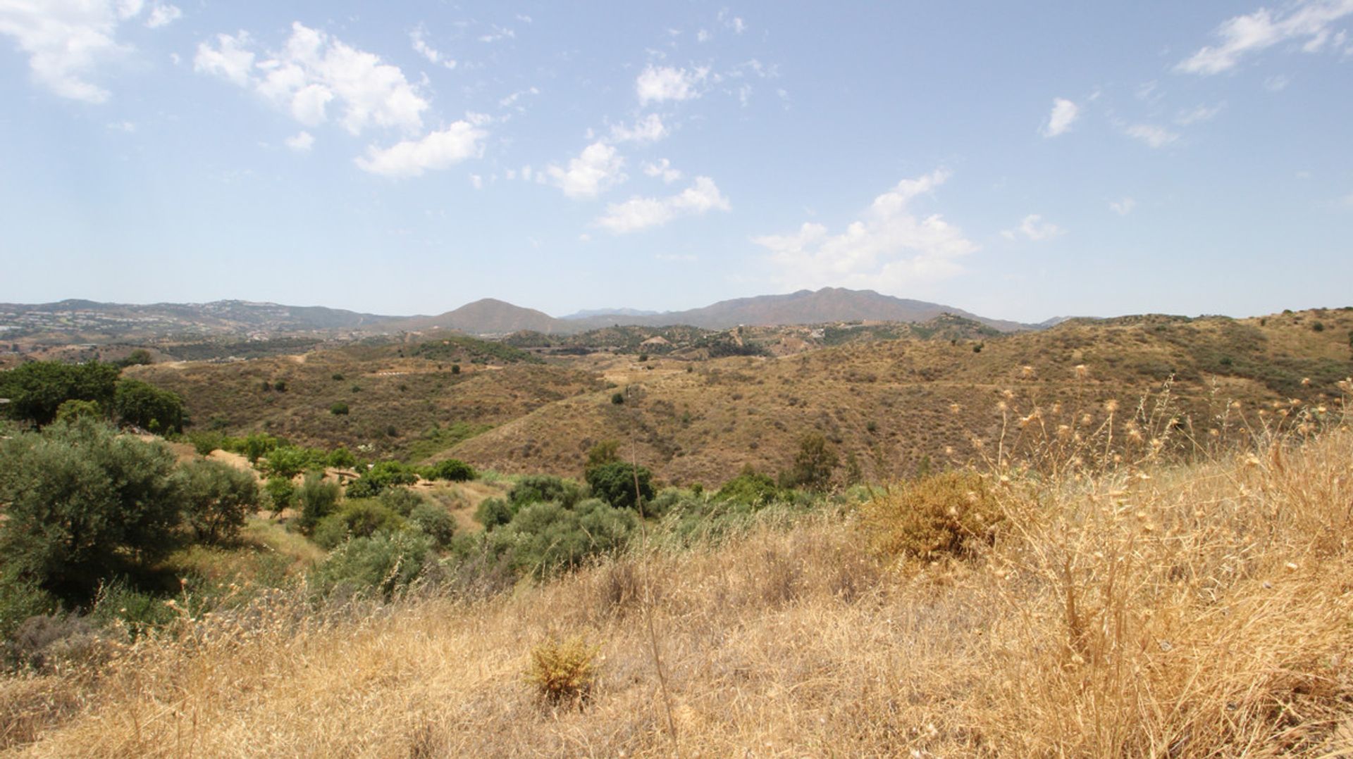 Tanah di Las Lagunas de Mijas, Andalucía 10722632