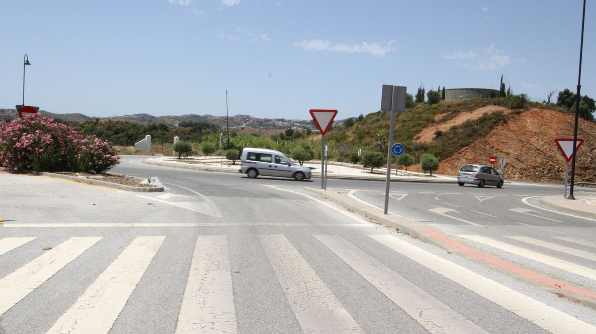 Tanah di Las Lagunas de Mijas, Andalucía 10722632