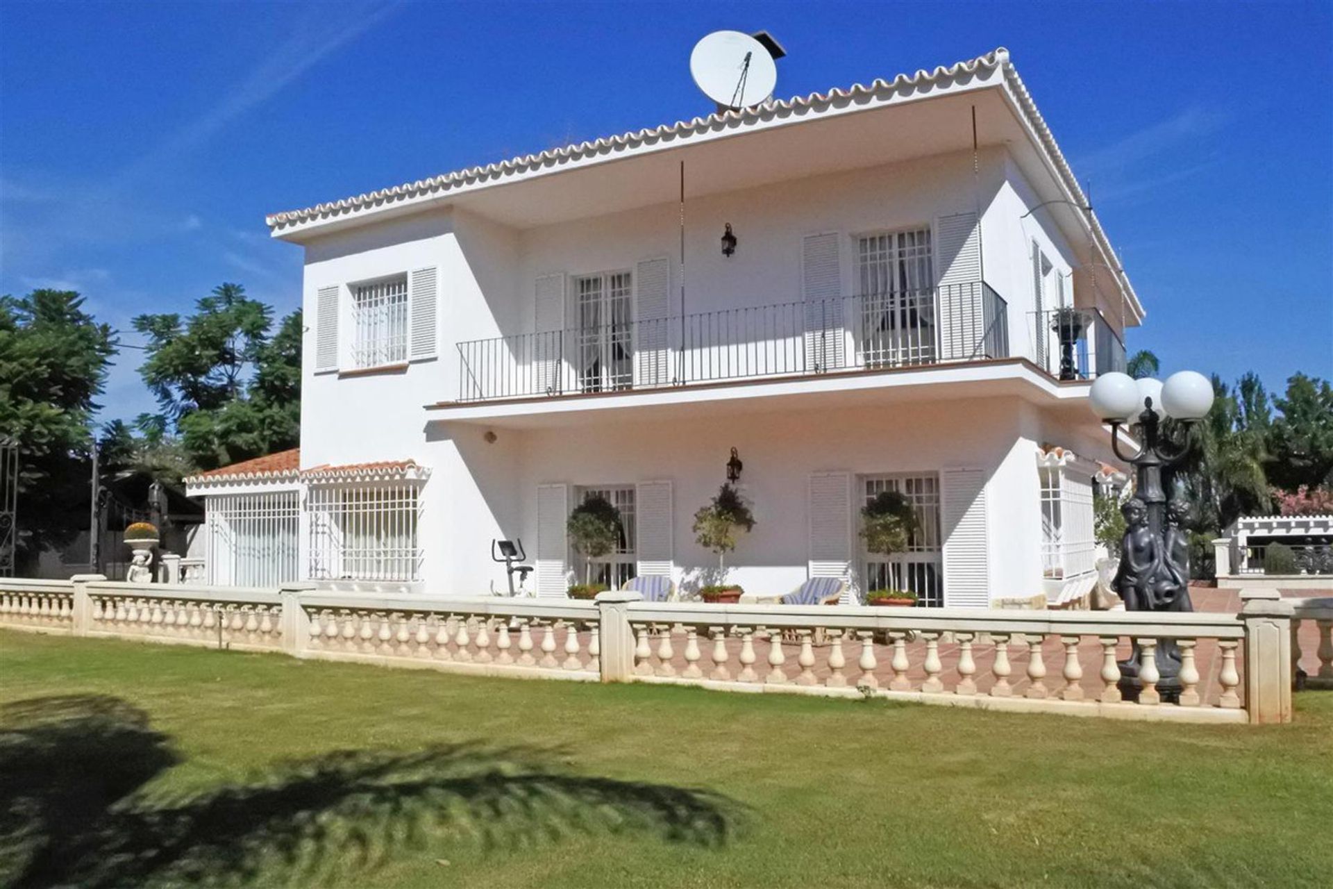 Rumah di Alhaurín el Grande, Andalucía 10722655