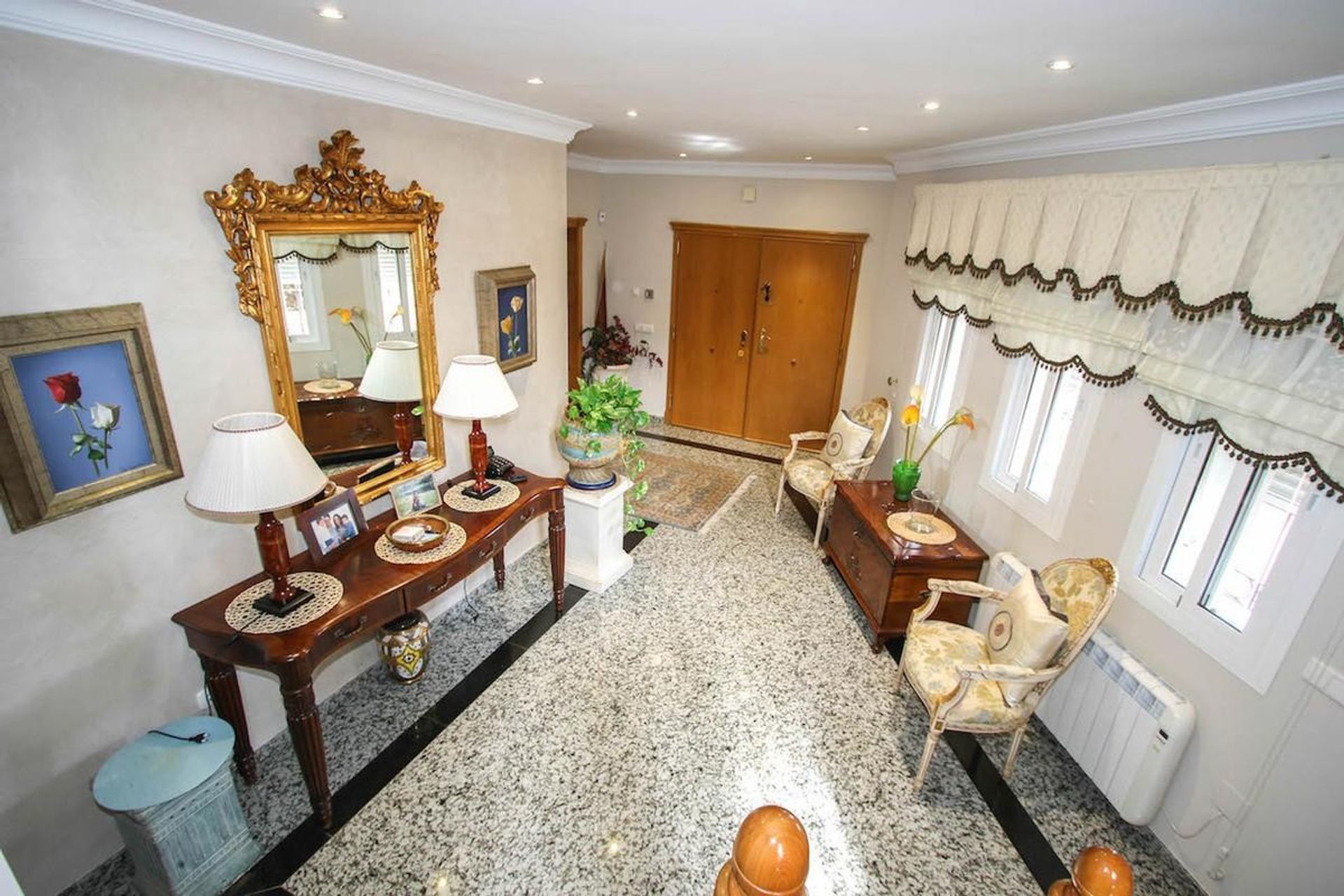 Huis in Alhaurín de la Torre, Andalucía 10723068