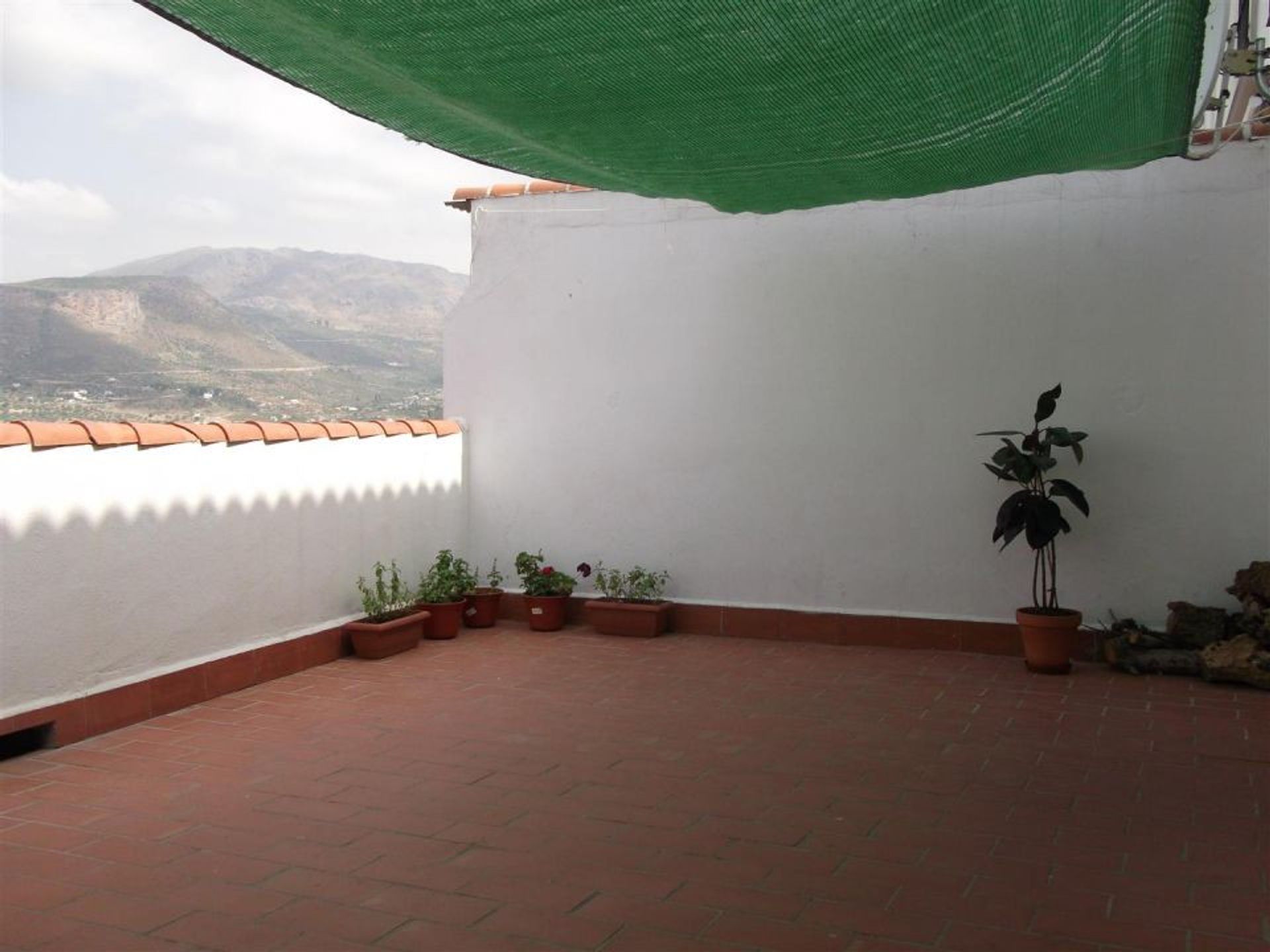 rumah dalam Alcaucín, Andalucía 10723248