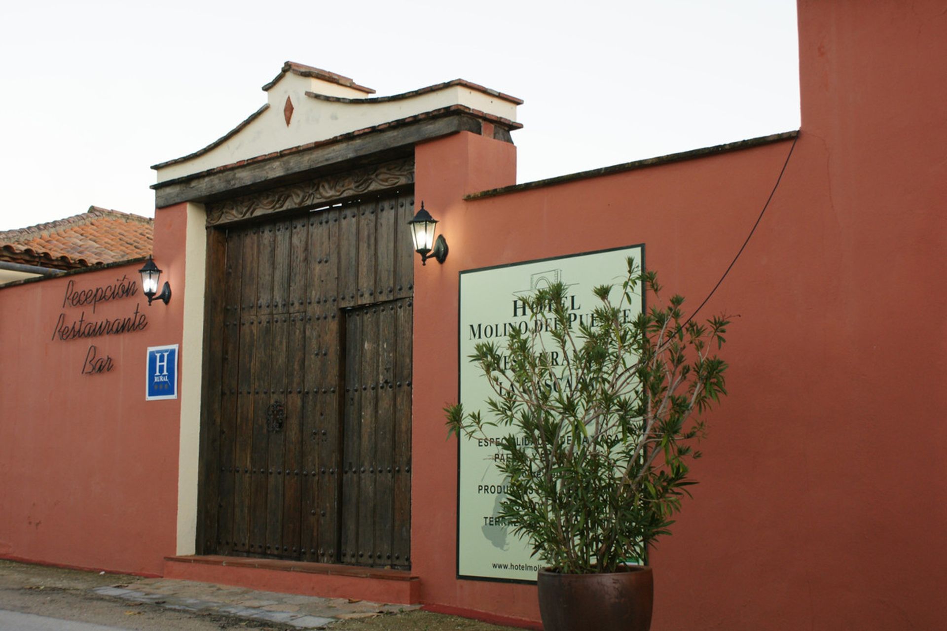 Industrieel in Ronda, Andalusië 10723297