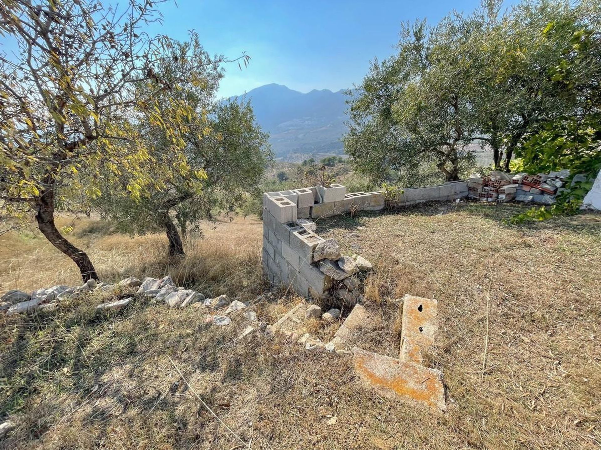 Rumah di Casarabonela, Andalucía 10723673