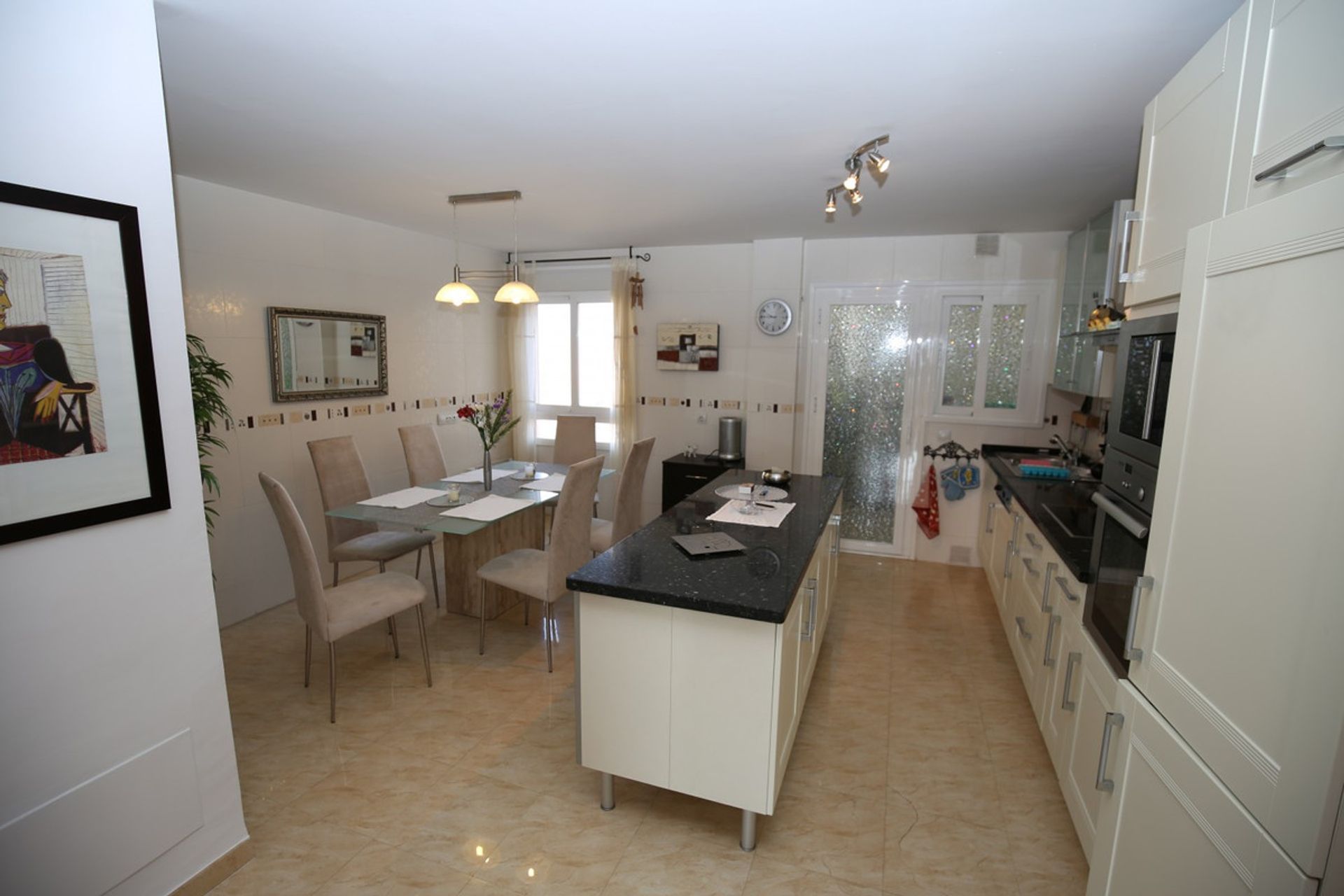 Condominium in Torre del Mar, Andalusië 10723760