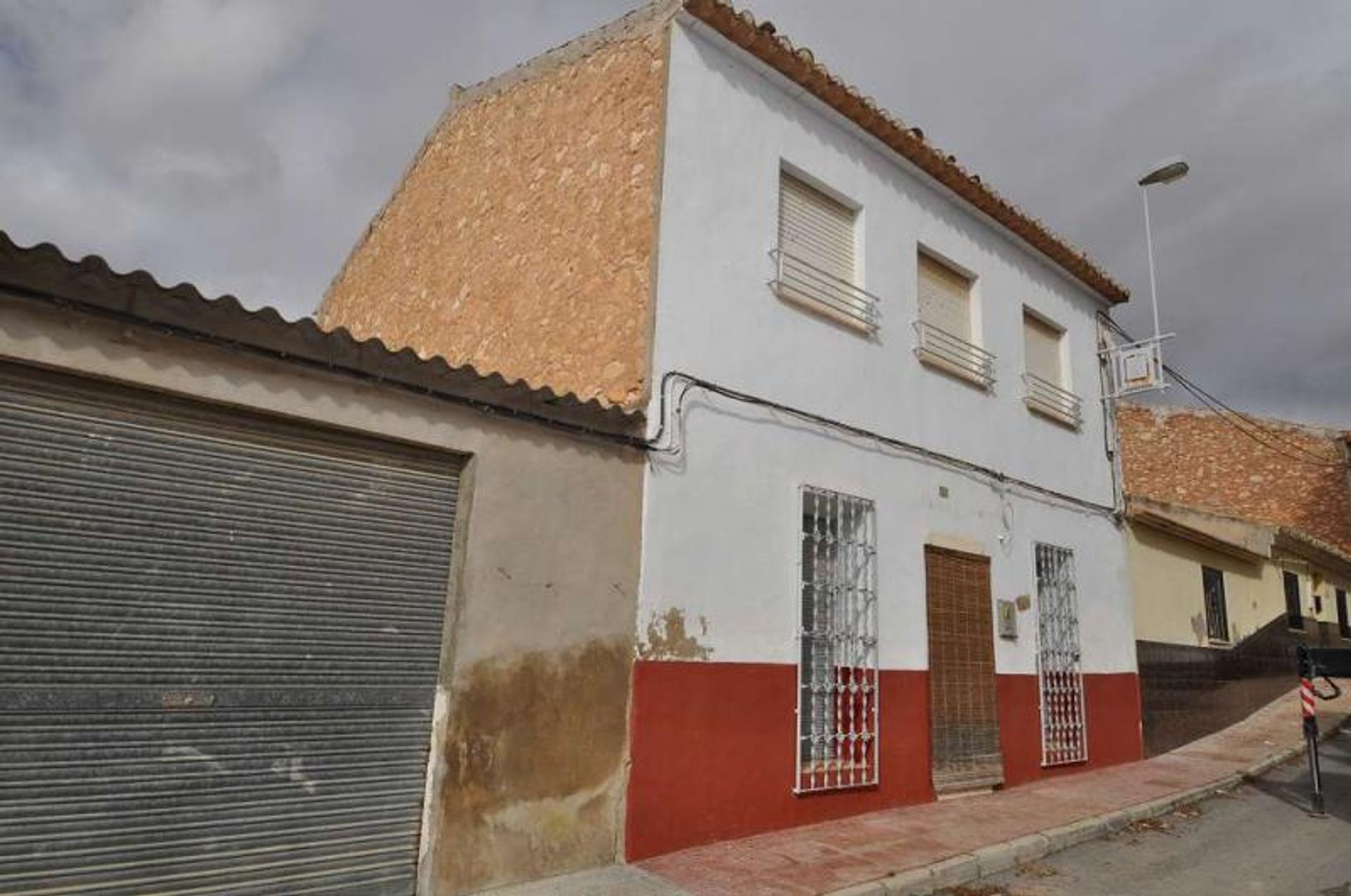 House in Pinoso, Valencia 10723774