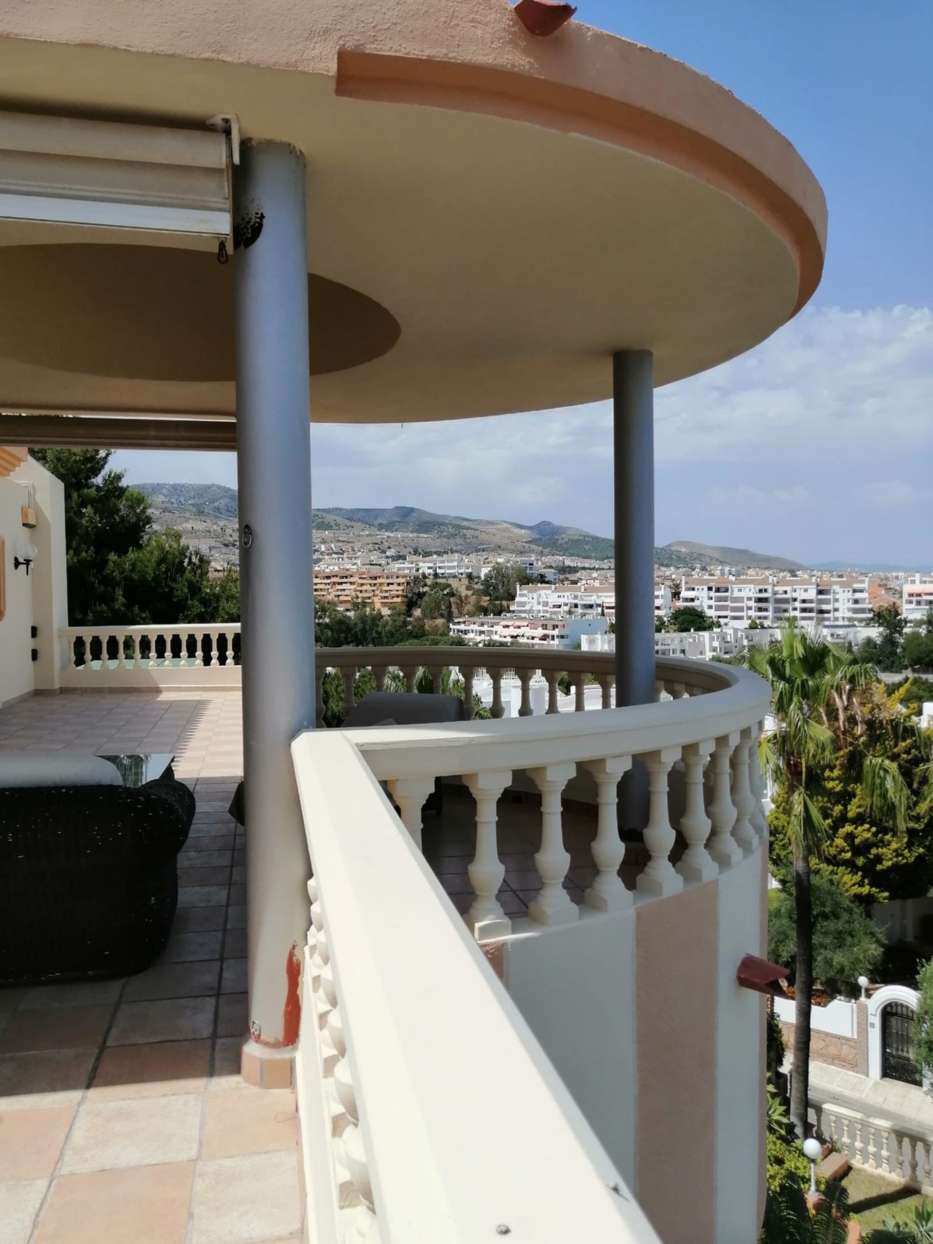 Кондоминиум в Las Lagunas de Mijas, Andalucía 10723828