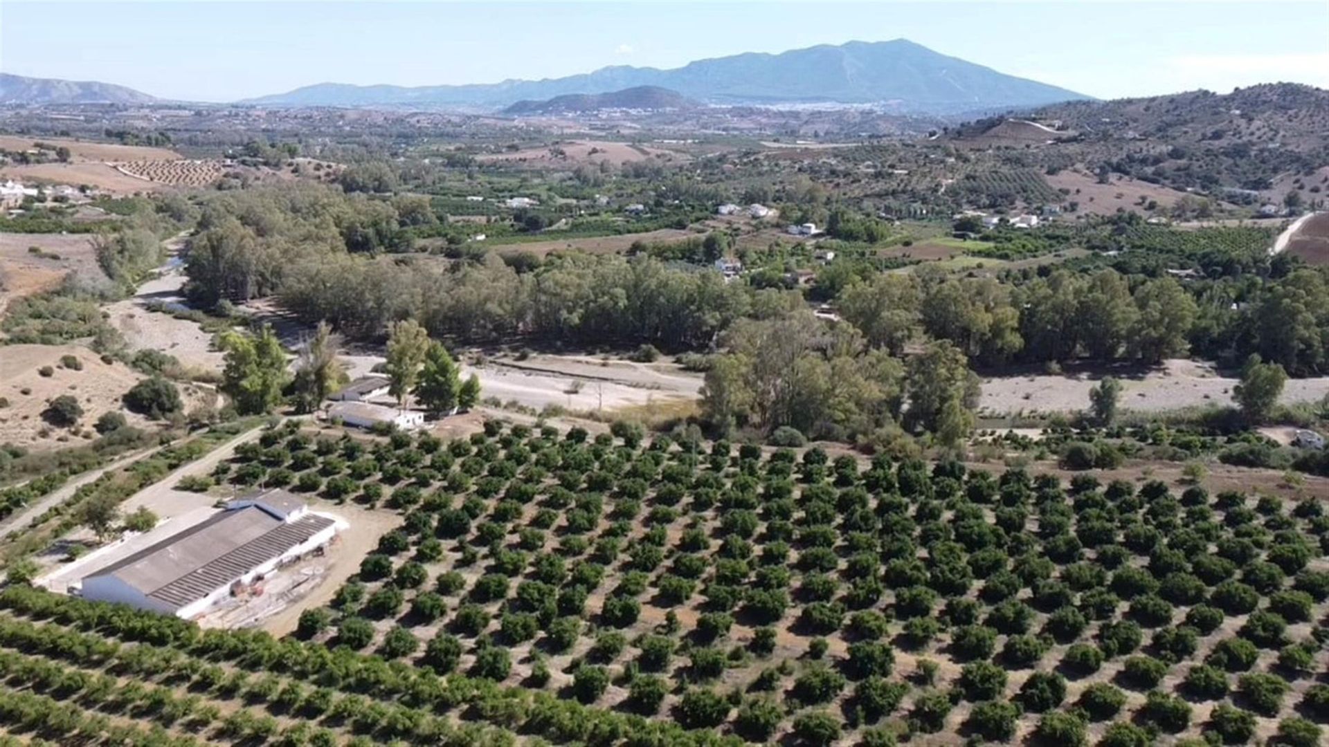 土地 在 Coín, Andalucía 10723847