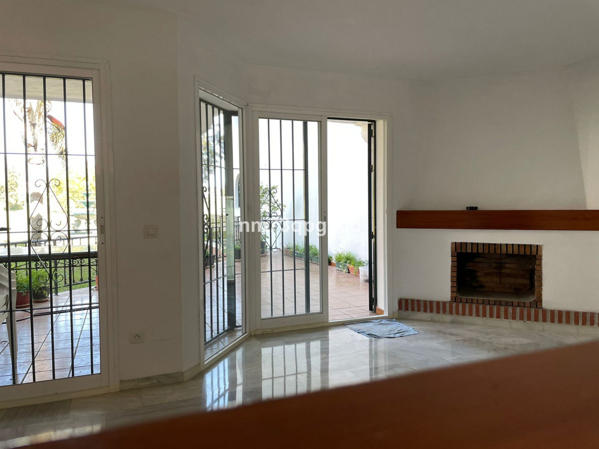 Condominium dans Fuengirola, Andalousie 10723985