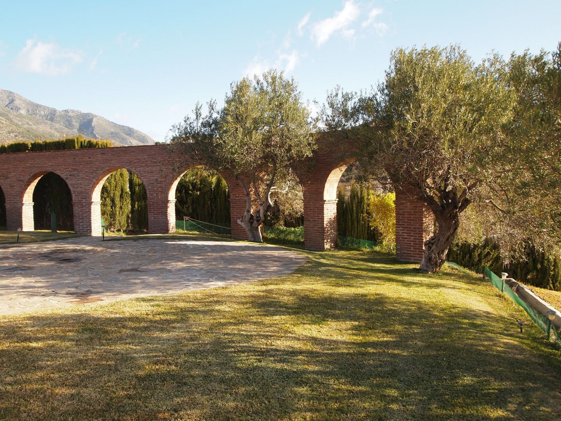 Casa nel Alozaina, Andalucía 10724157