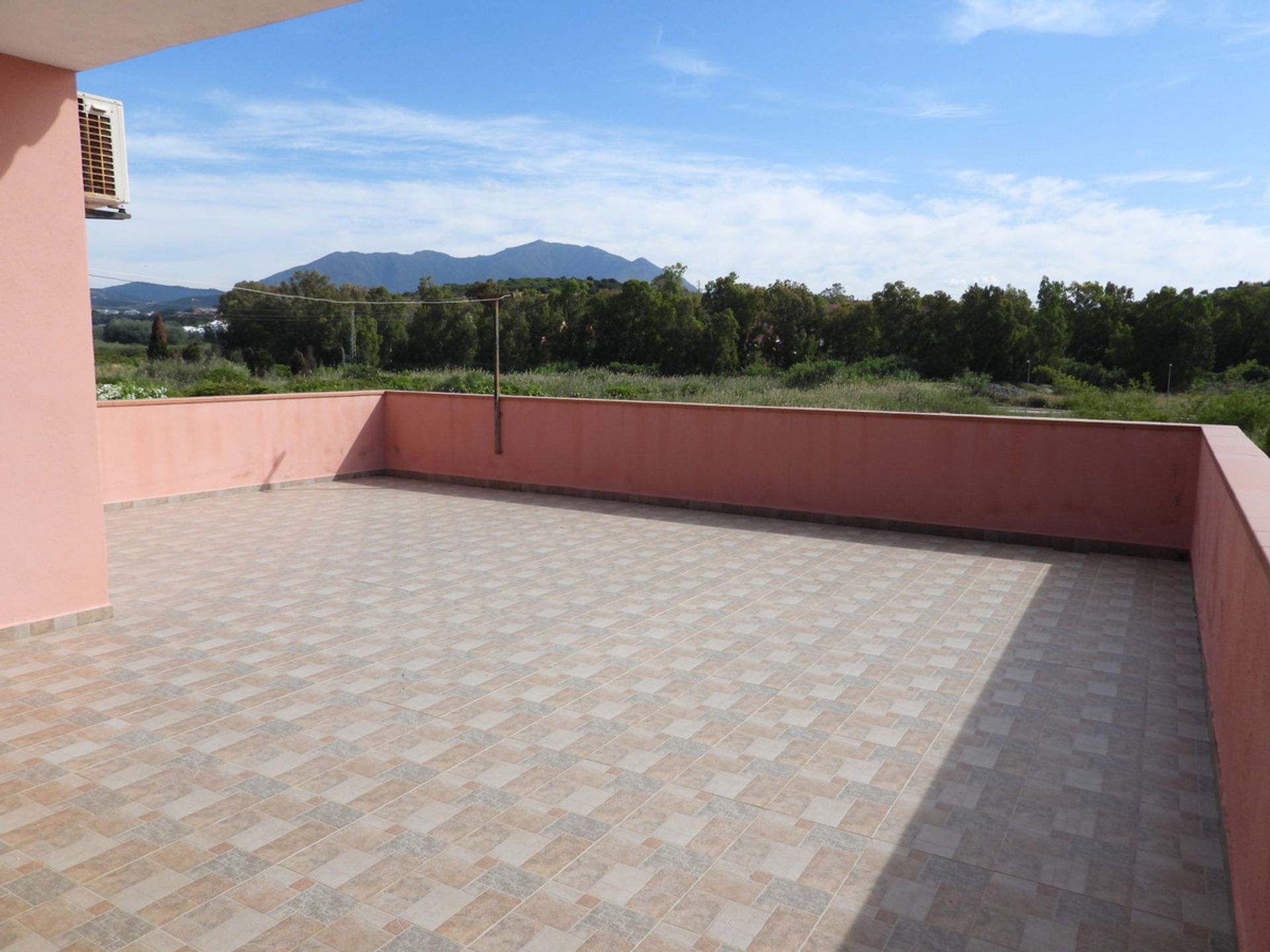 loger dans San Luis de Sabinillas, Andalousie 10724239