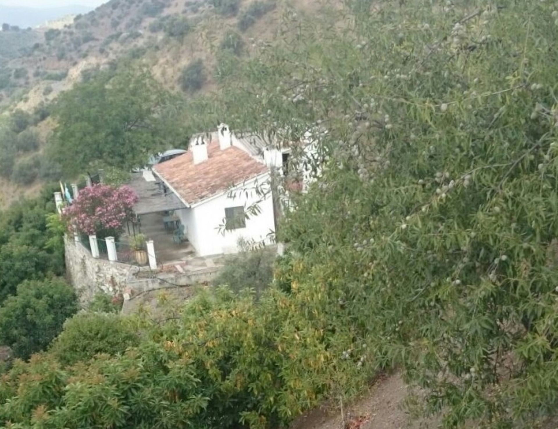 rumah dalam Canillas de Albaida, Andalusia 10724450