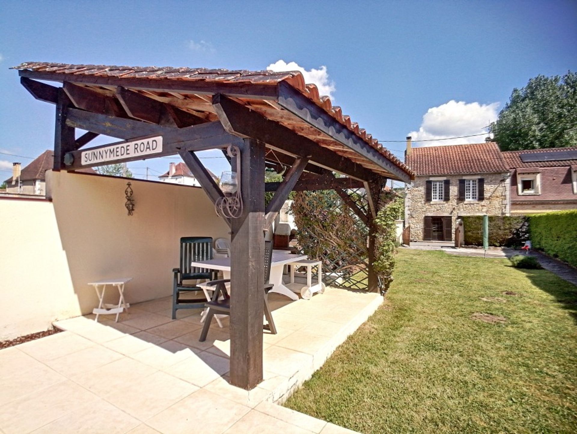 Будинок в Siorac-en-Périgord, Nouvelle-Aquitaine 10724475