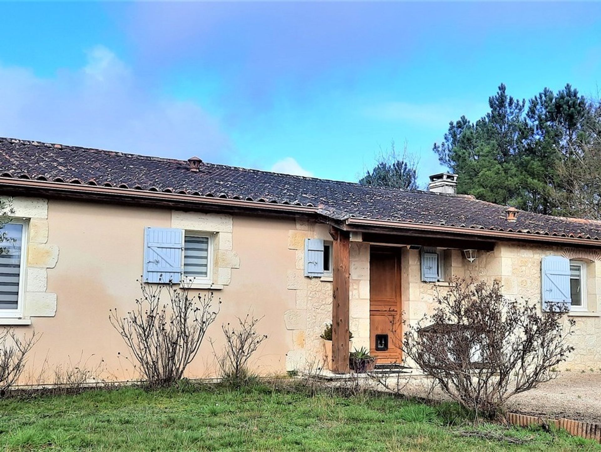 casa en Eyraud-Crempse-Maurens, Nouvelle-Aquitaine 10724499